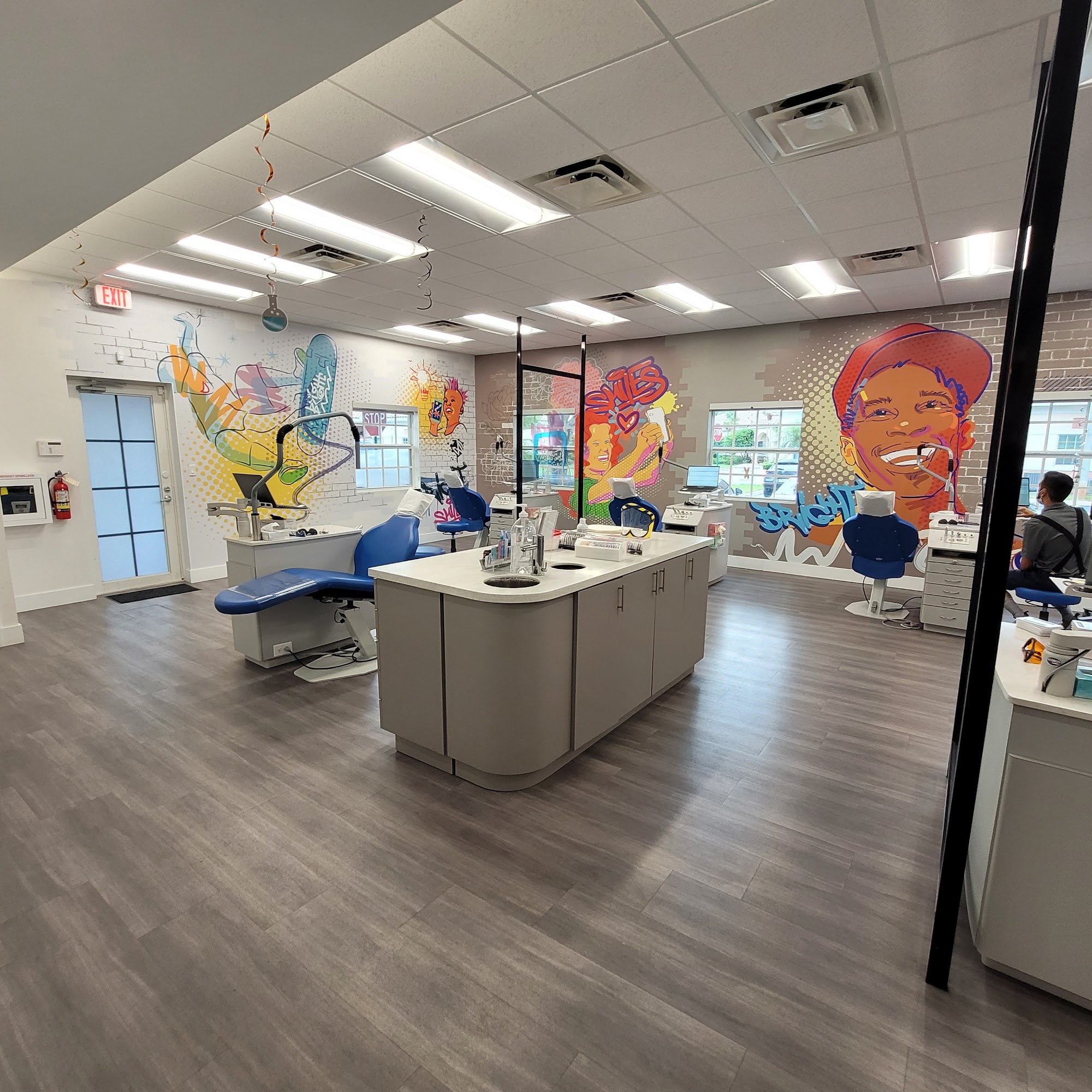 Jacaranda Smiles Children's Dentistry & Orthodontics 104 NW 100th Ave, Plantation Florida 33324