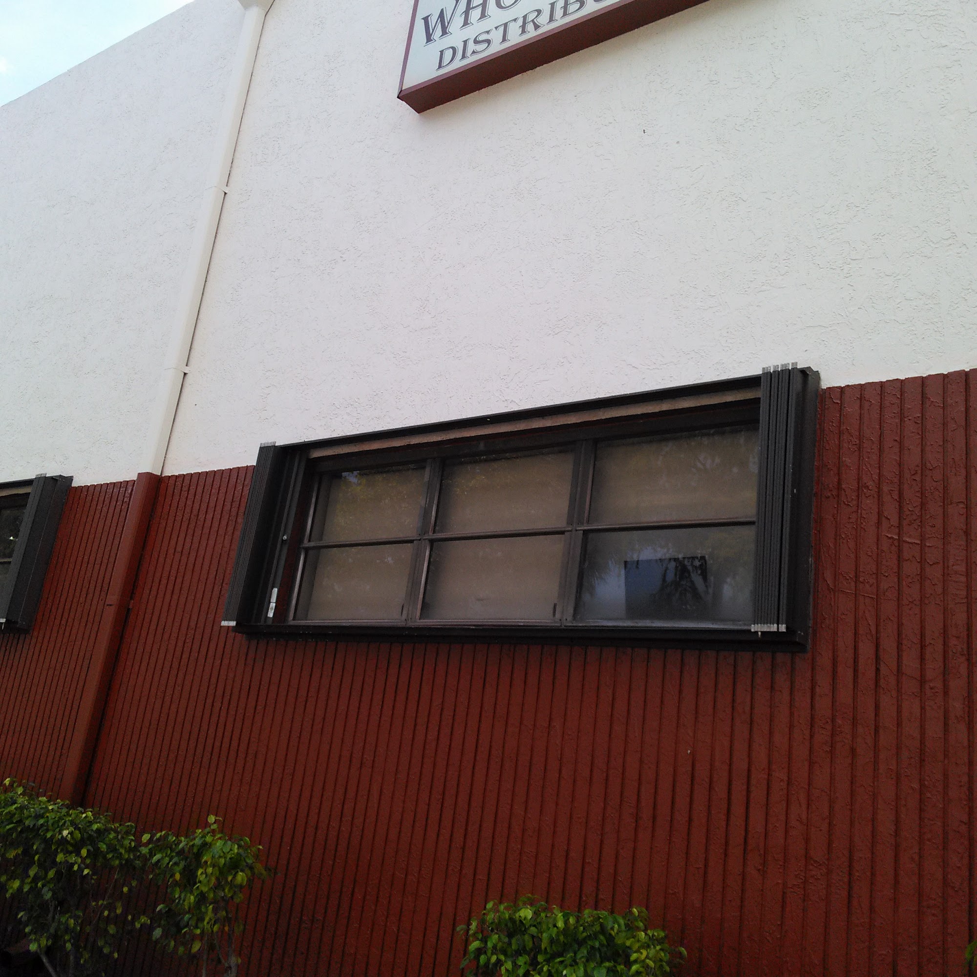 Unique Wholesale Distributors