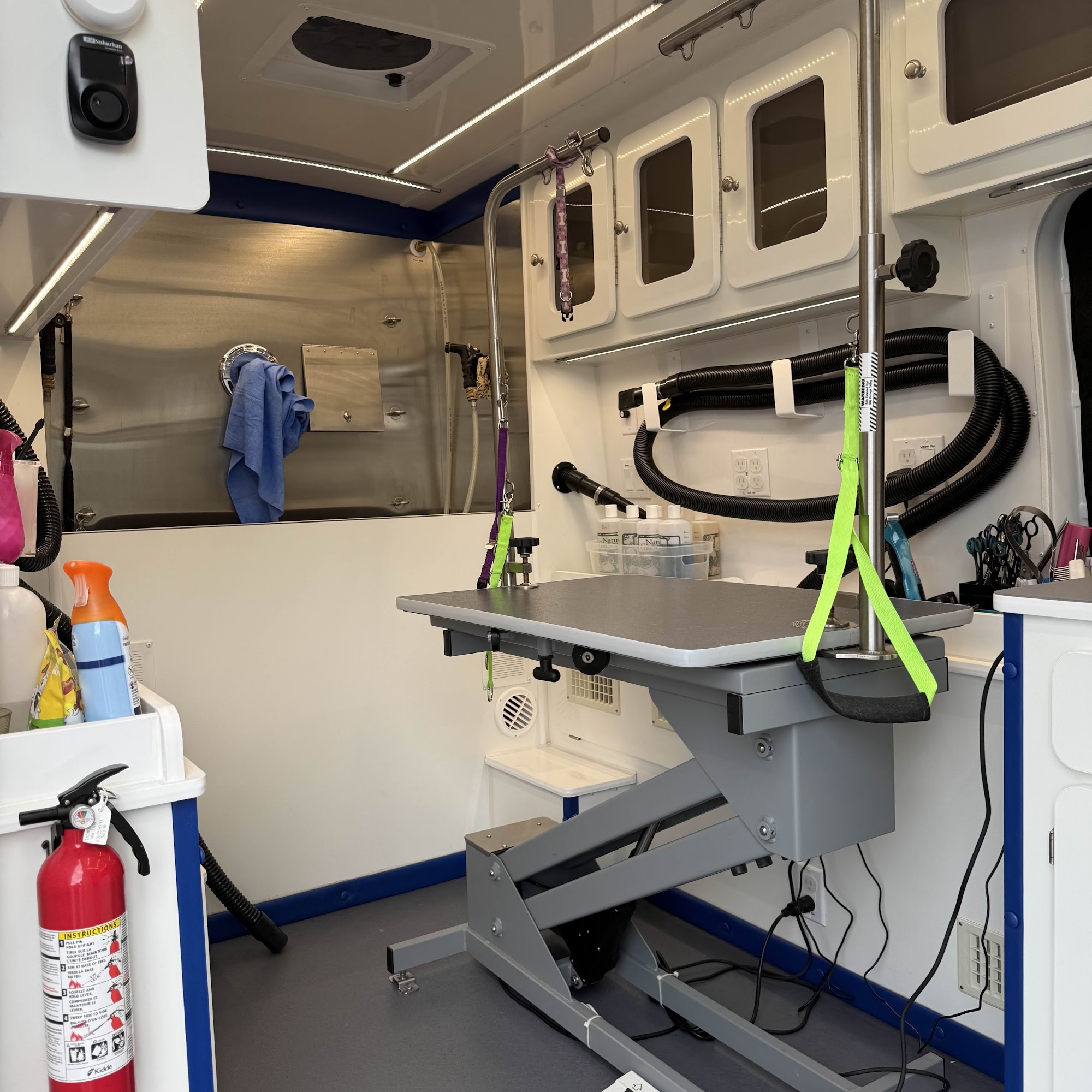 Shampoochi Day Spa Mobile Grooming 2846 SW Port St Lucie Blvd, Port St. Lucie, FL 34953