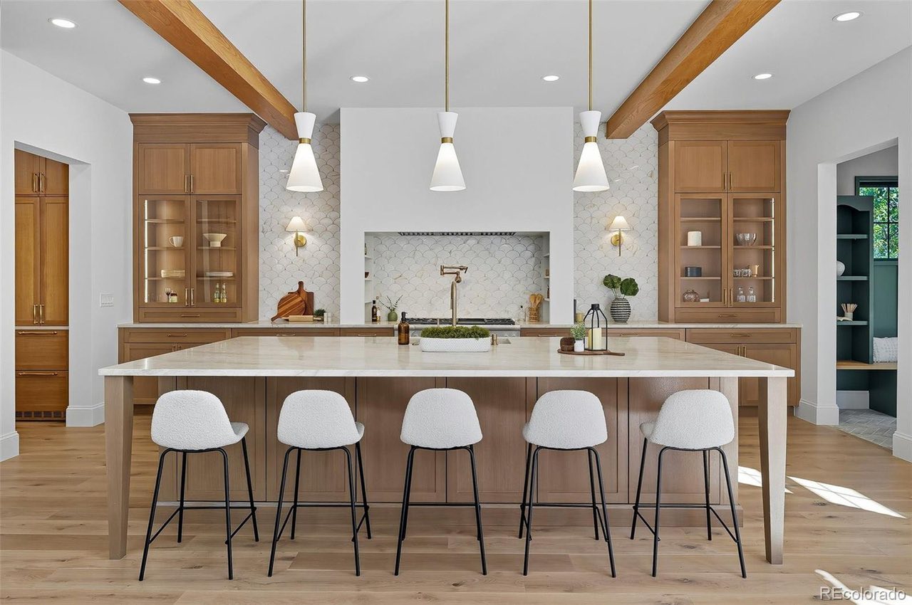 Michael Gordon Homes LLC