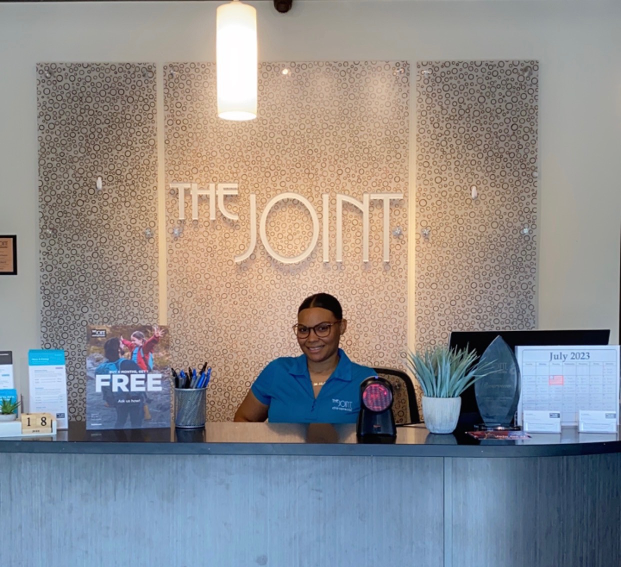 The Joint Chiropractic 10629 Big Bend Rd Suite 224, Riverview, FL 33579