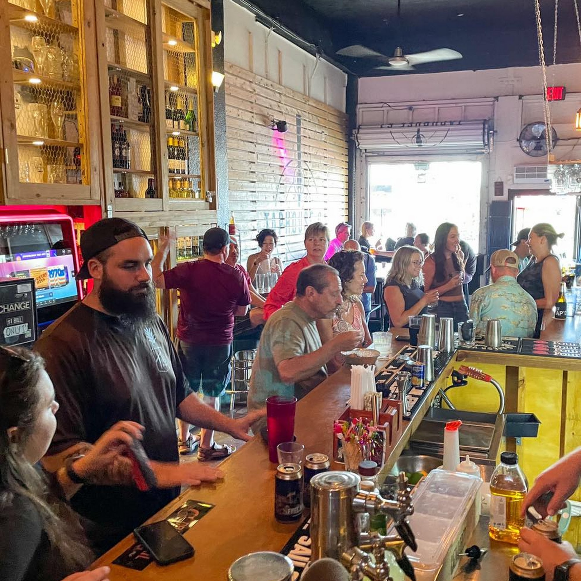 TapHouse 61 Saint Petersburg