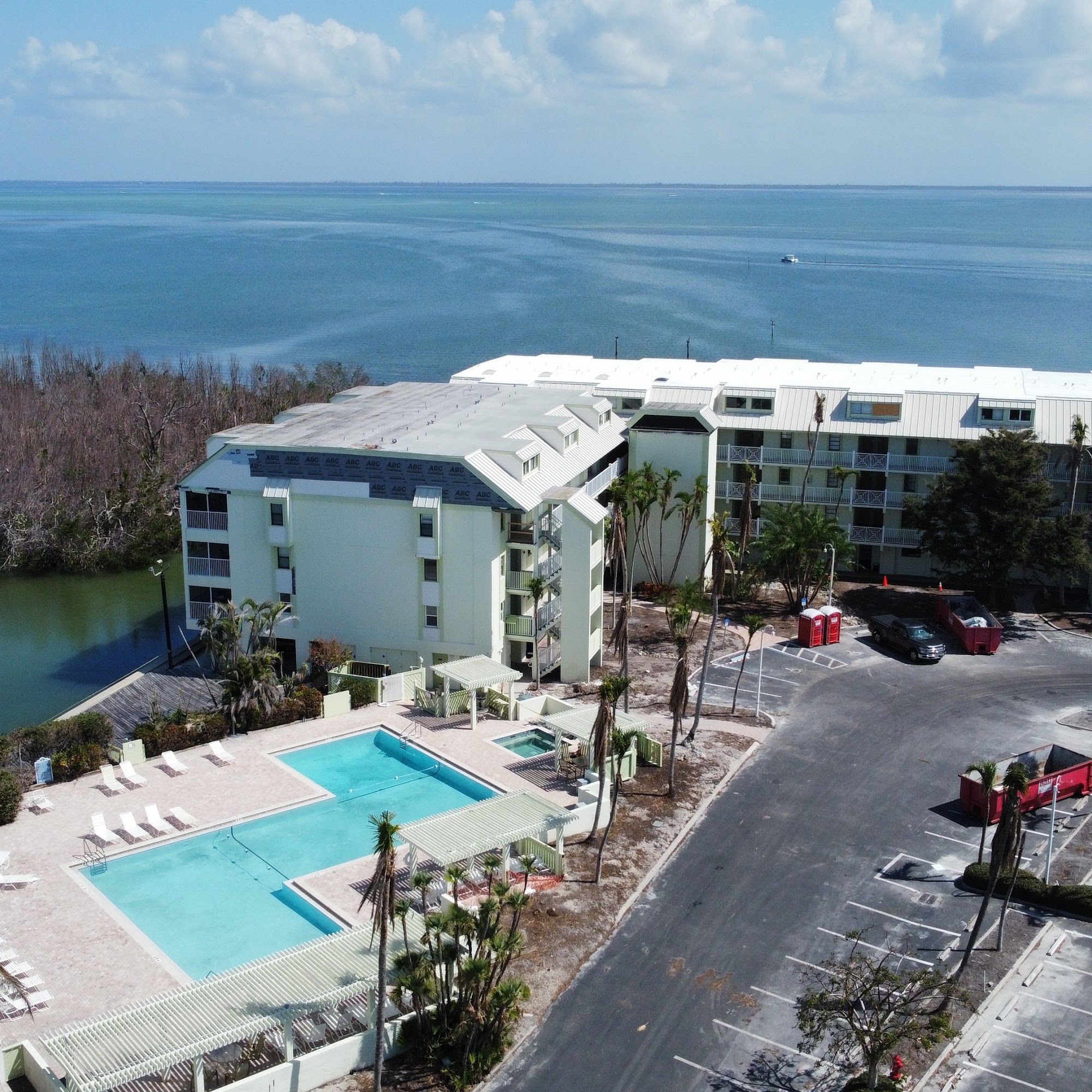 Beach Daisy Boutique