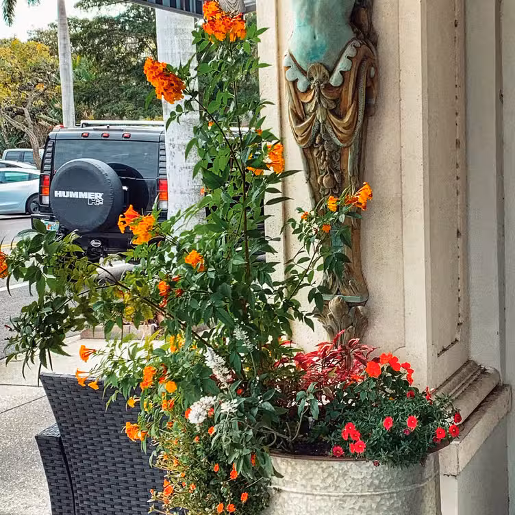 Photo credit: opentable
