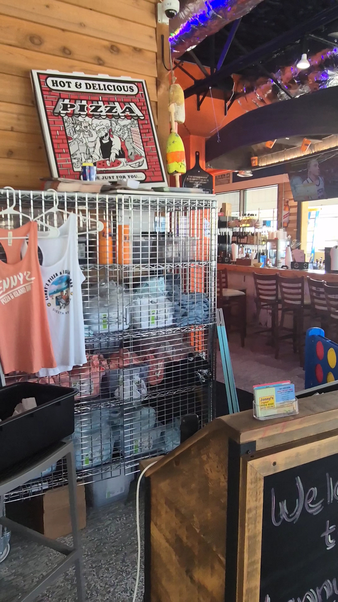 Lenny'z Pizza and Island Bar Menu