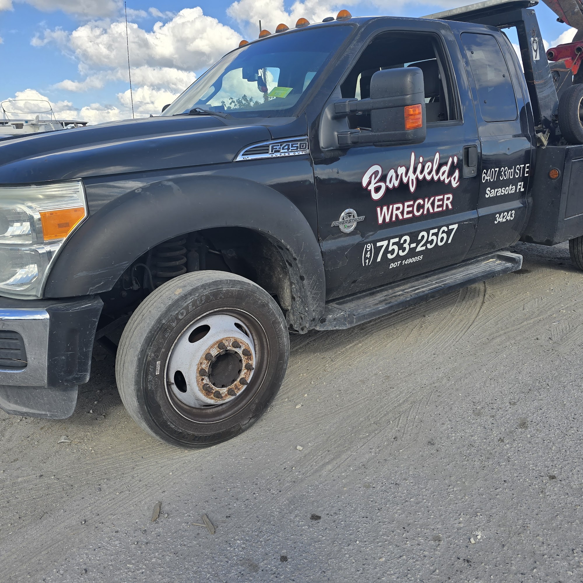 Barfield's Wrecker Service Sarasota