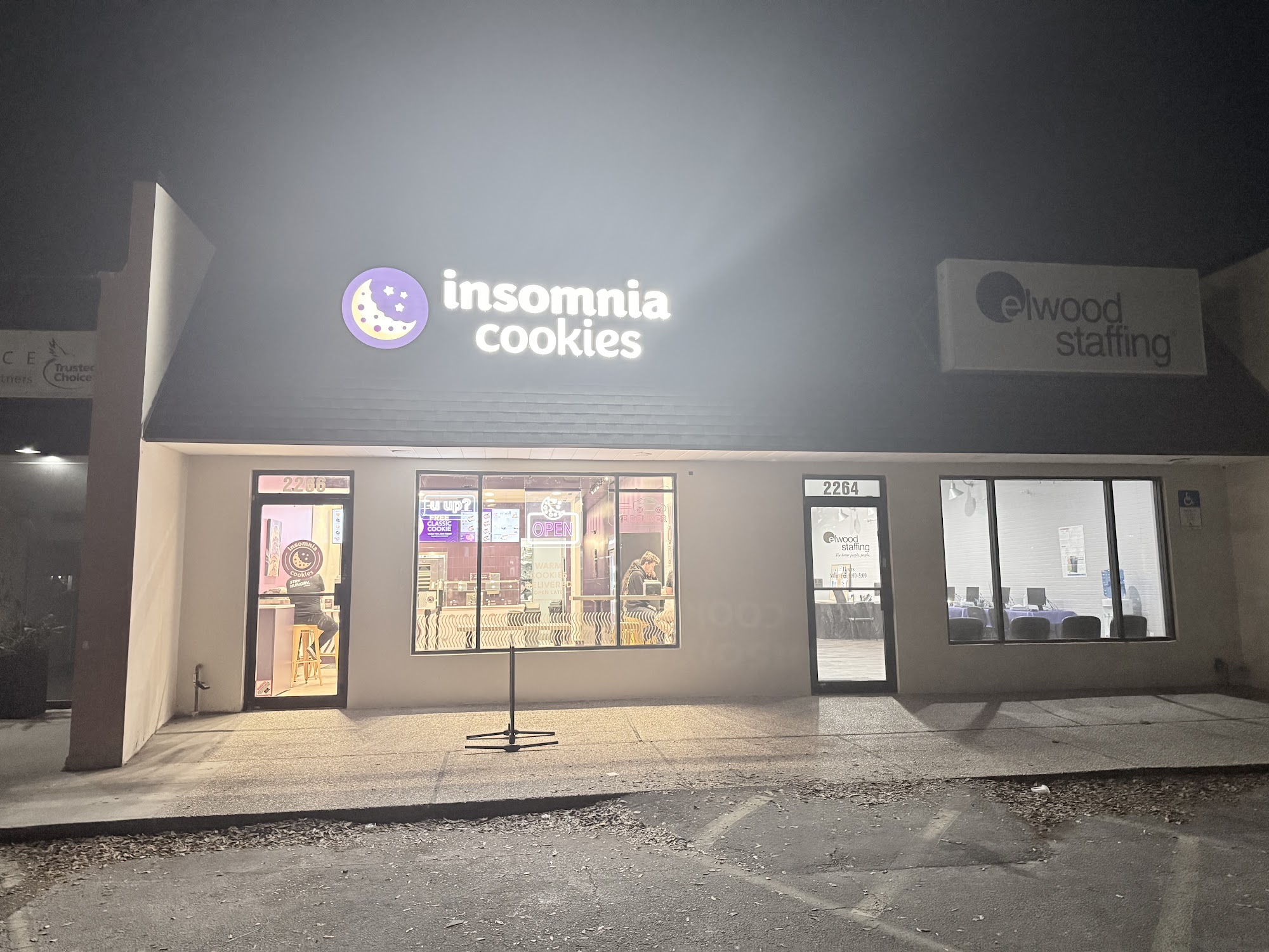 Insomnia Cookies