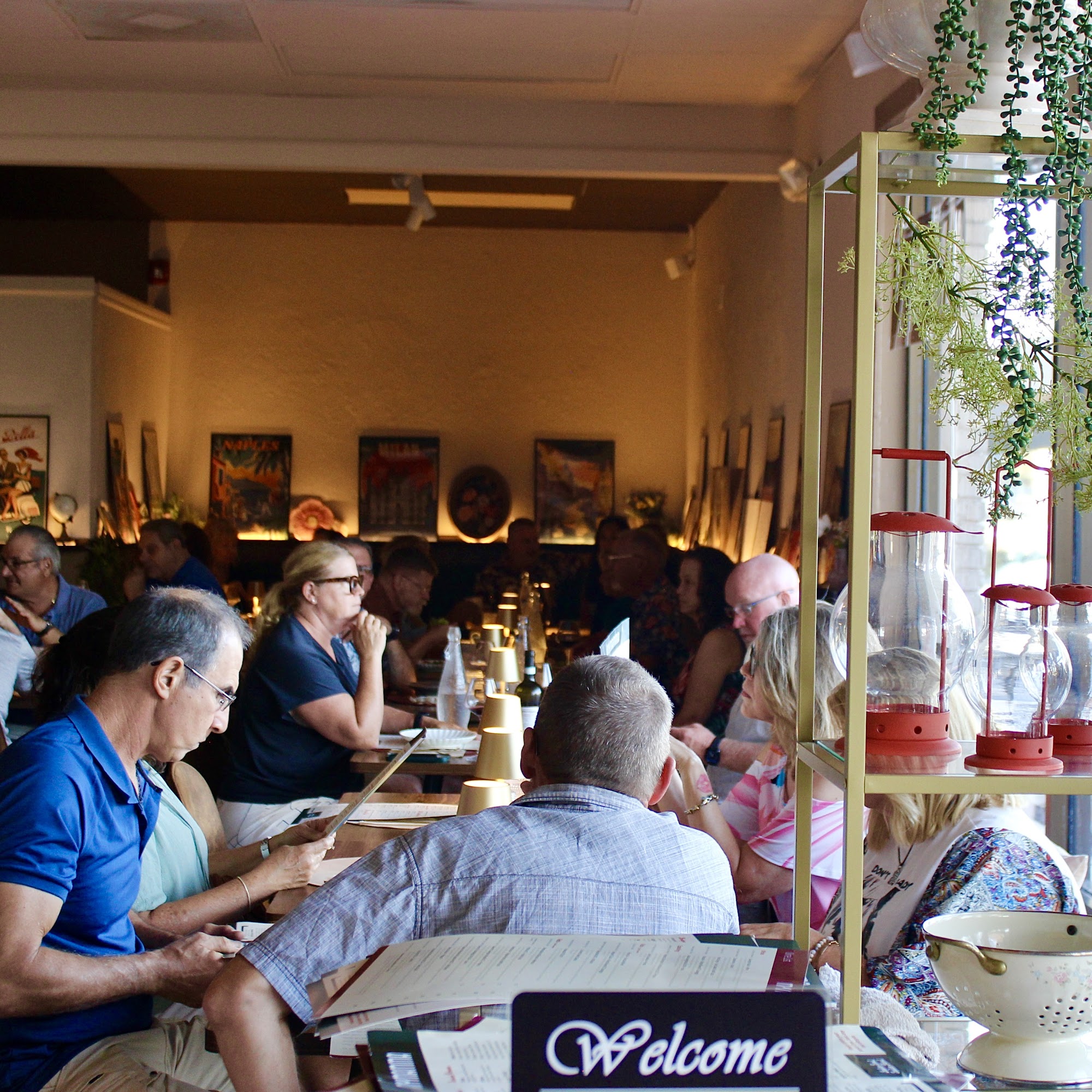 mymamma 3105 N Tamiami Trl, Sarasota, FL 34234