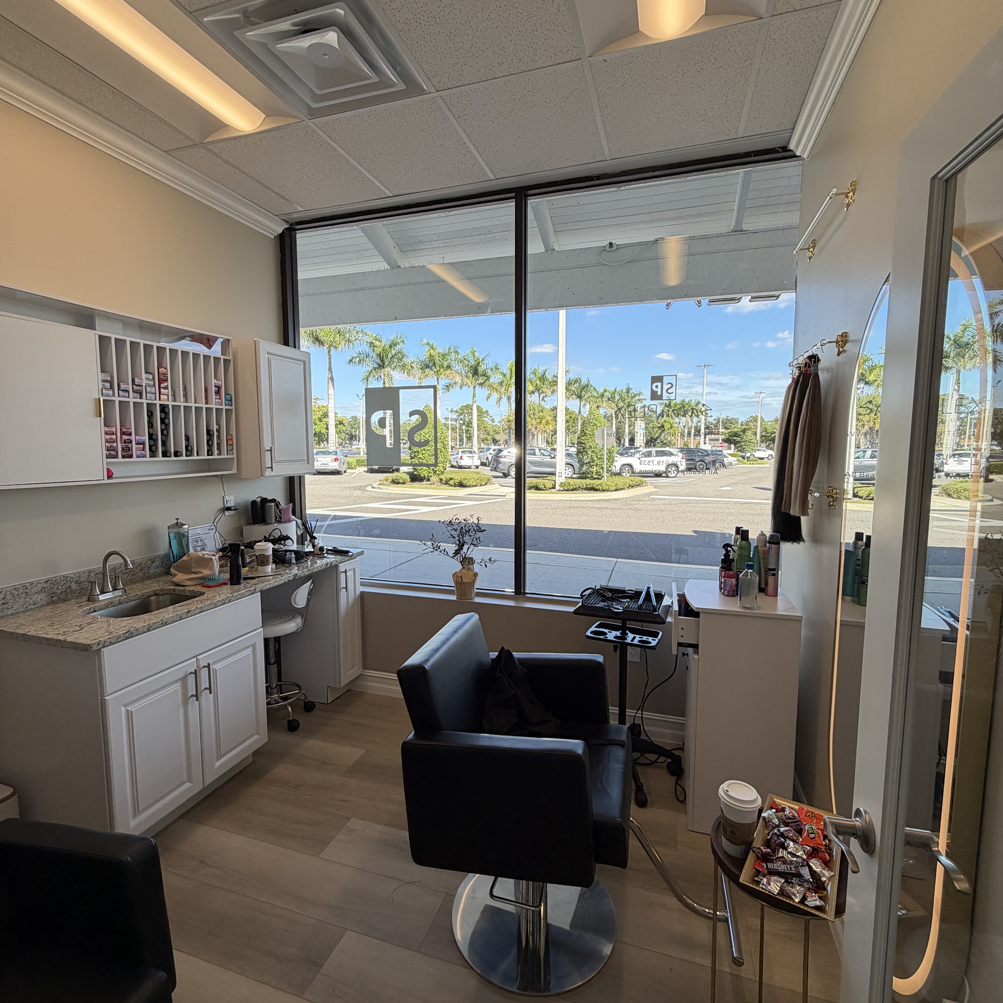 SalonPLEX Suites | Town and Country 501 N Beneva Rd SUITE 260, Sarasota Florida 34232