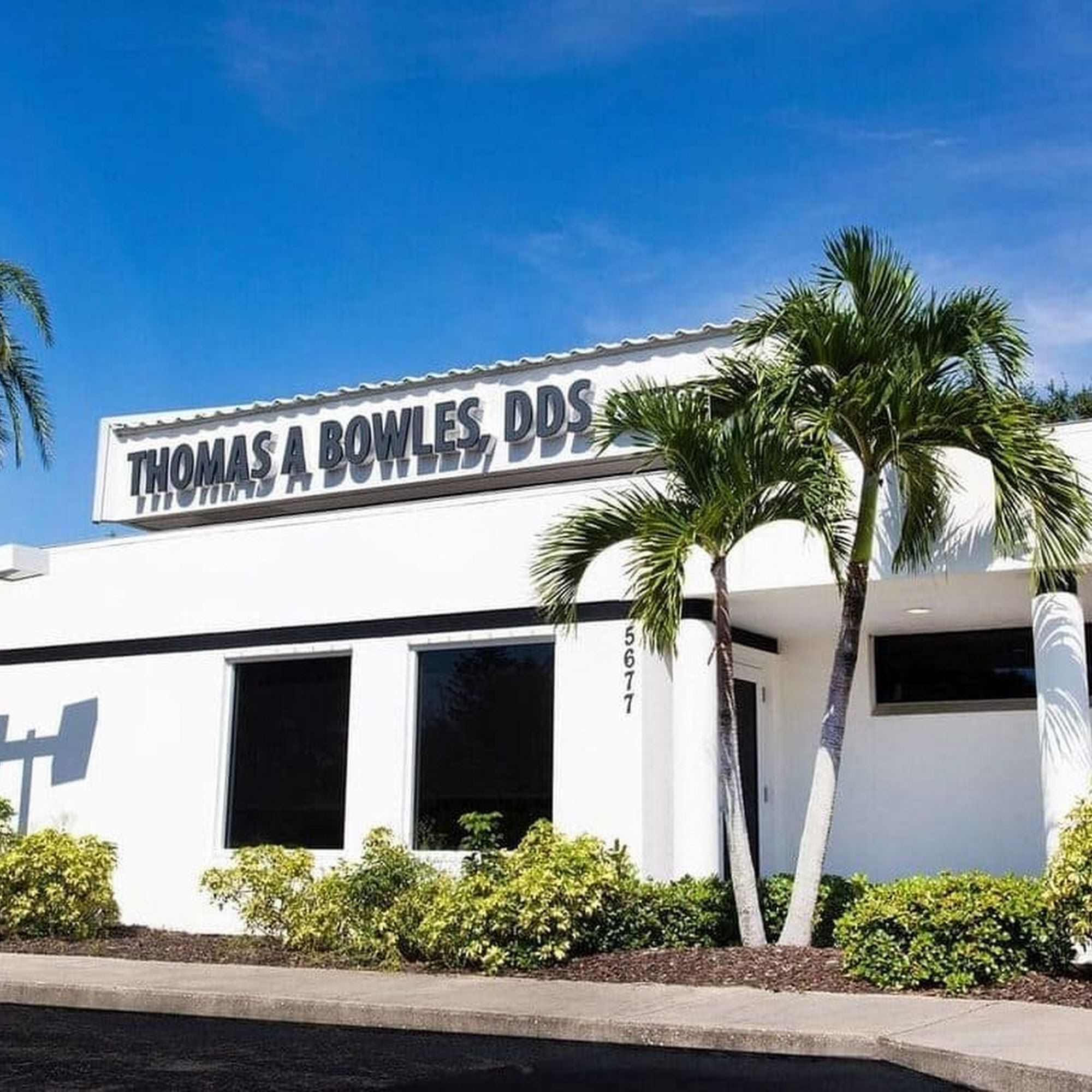 Dr. Thomas Bowles & Dr. Garrett Karow - SRQ Smiles Dentistry 5677 S Beneva Rd, Sarasota, FL 34233