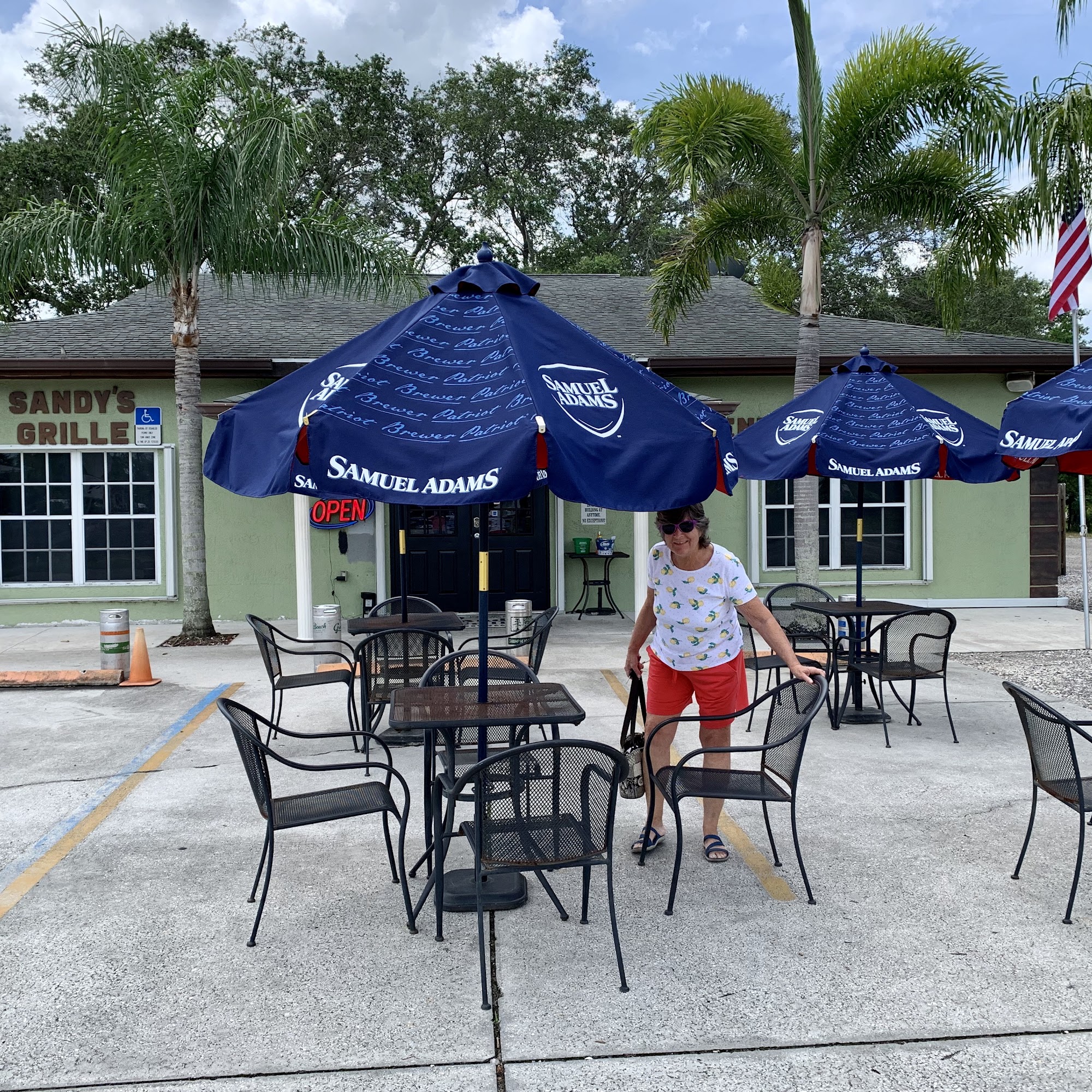 Sandy's Grille Sebastian