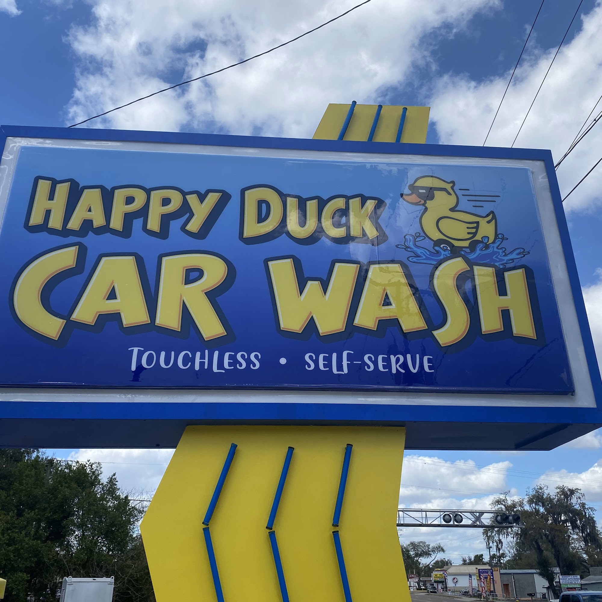 Happy Duck Car Wash