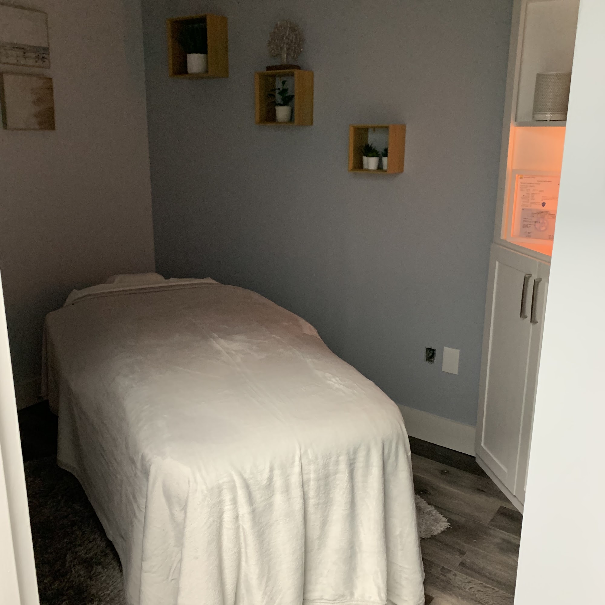 Adriana Christie Licensed Massage Therapist 19451 Sheridan St, Southwest Ranches Florida 33332