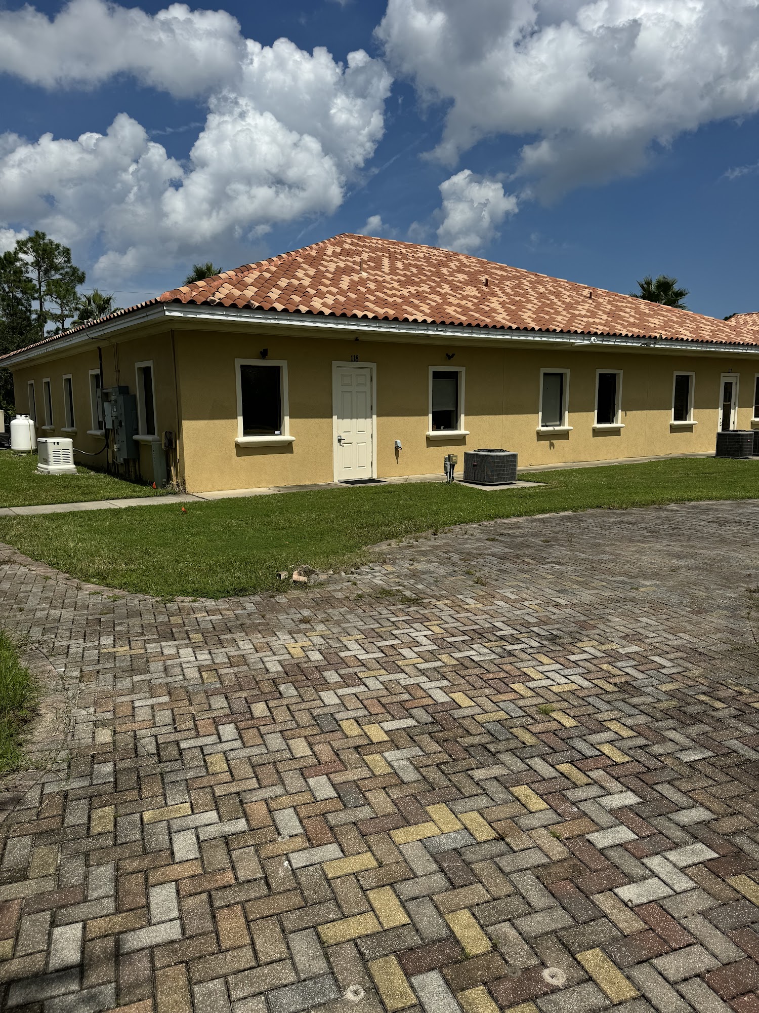 Green Earth Pest Control And Lawn Maintenance