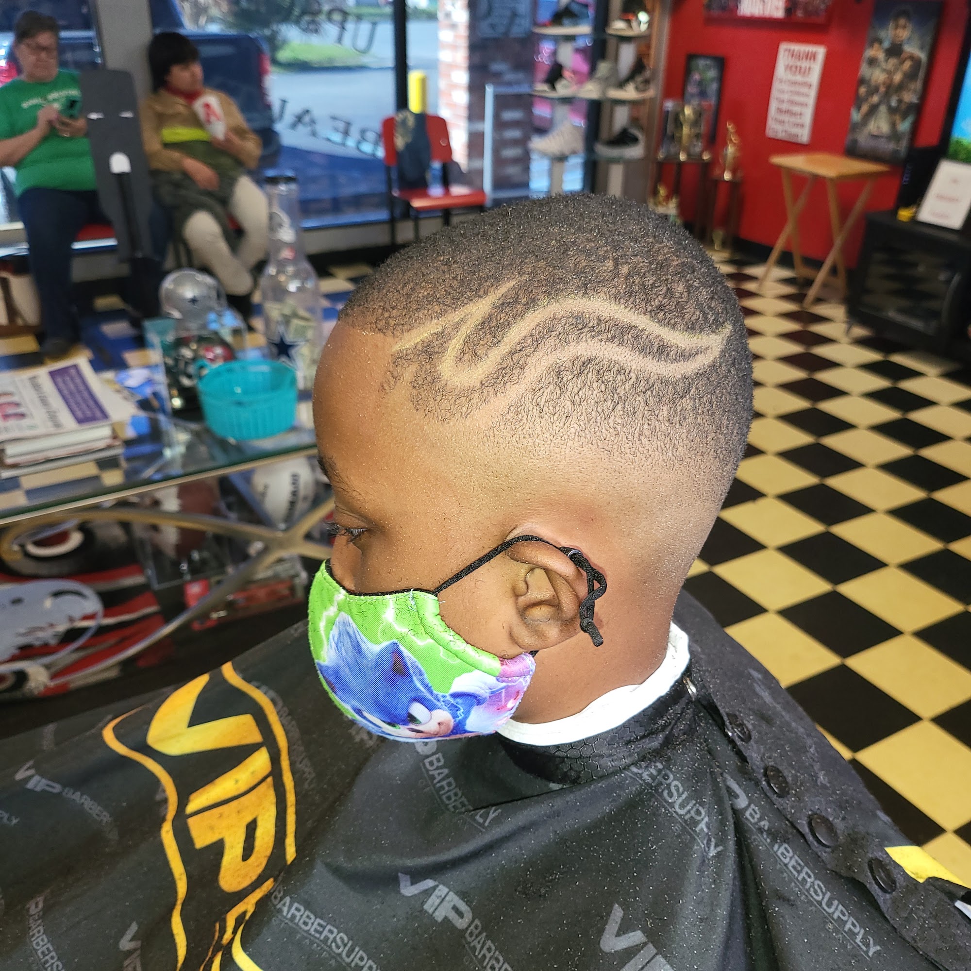 Picture Perfect Upscale Beauty And Barber Salon