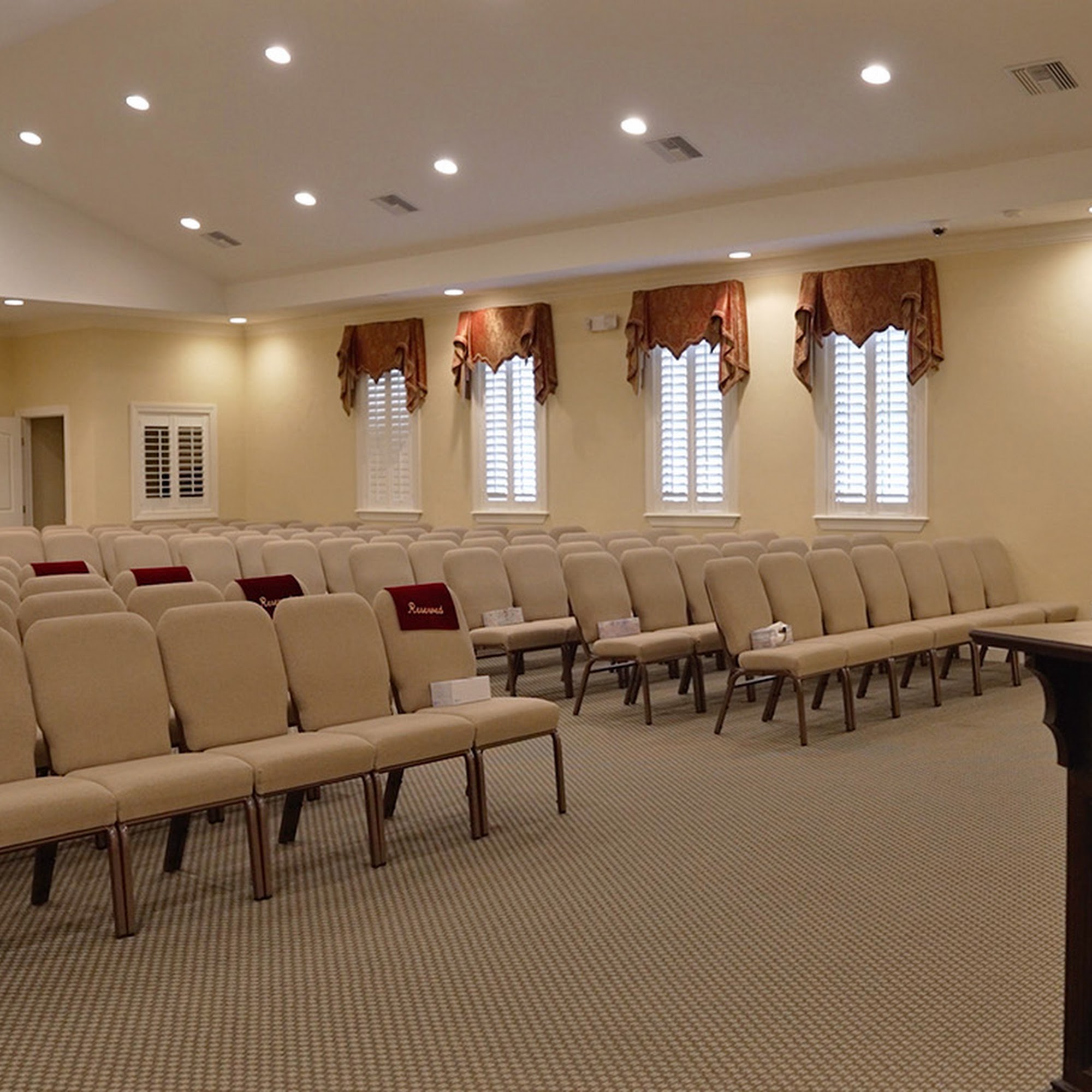 Jones-Gallagher Funeral Home Starke