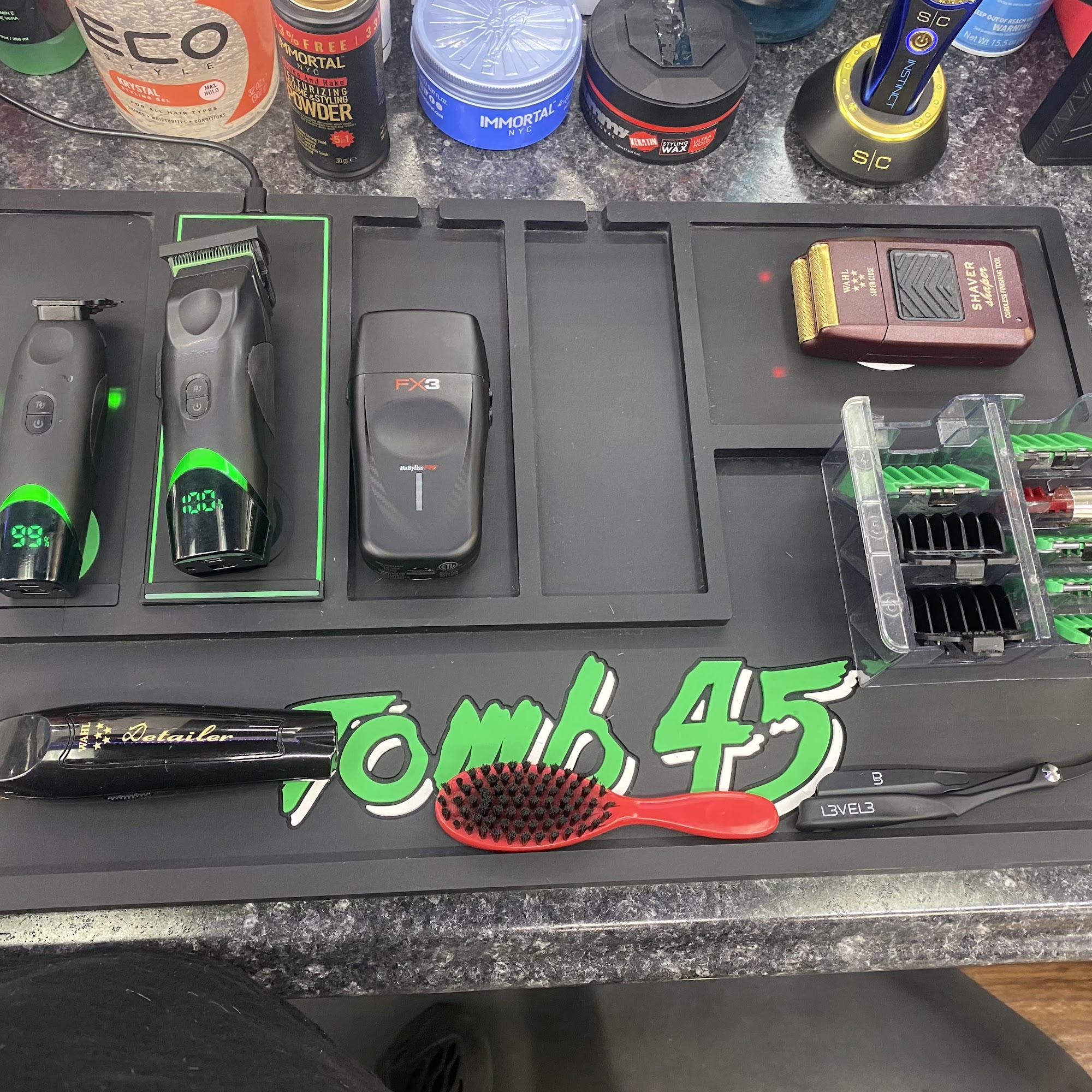 DomTheBarber @ Connect Cuts Barbershop