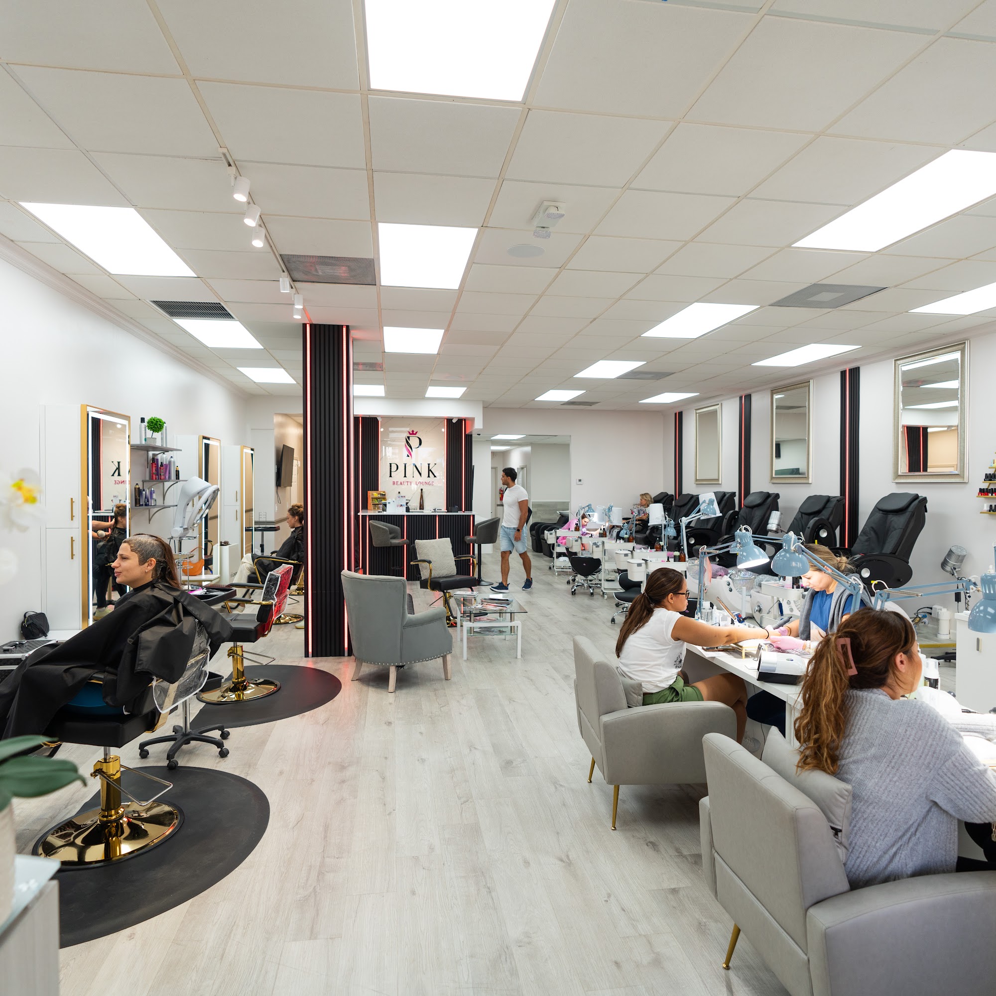 Pink Beauty Lounge & Medical Spa