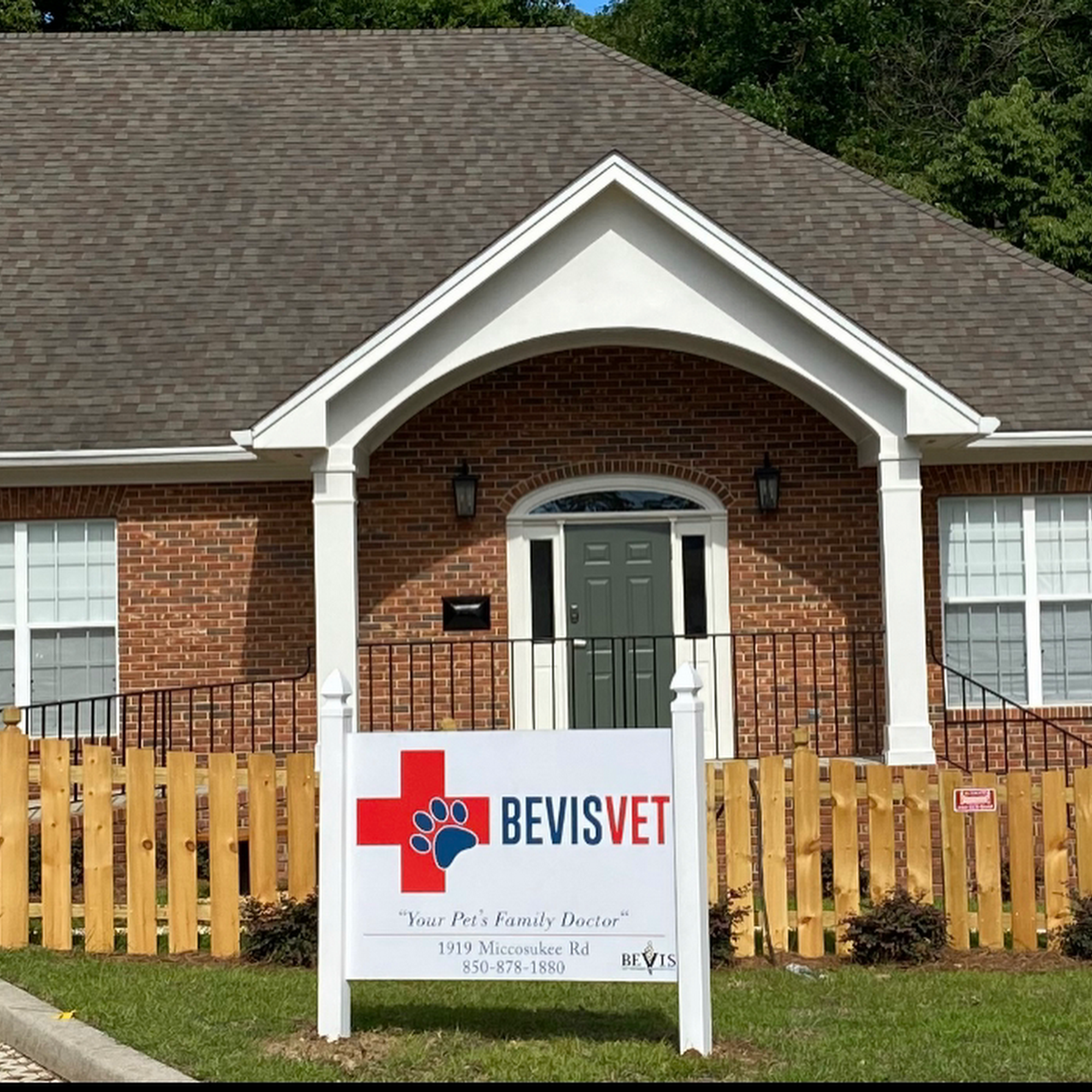 Bevis Veterinary Hospital Tallahassee