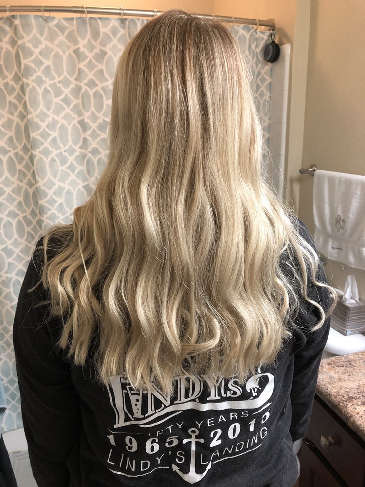 MICROBLADING AND LASH EXTENSION ARTIST