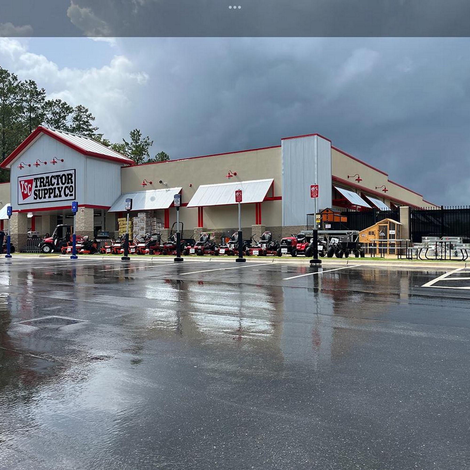 Tractor Supply Co. Tallahassee