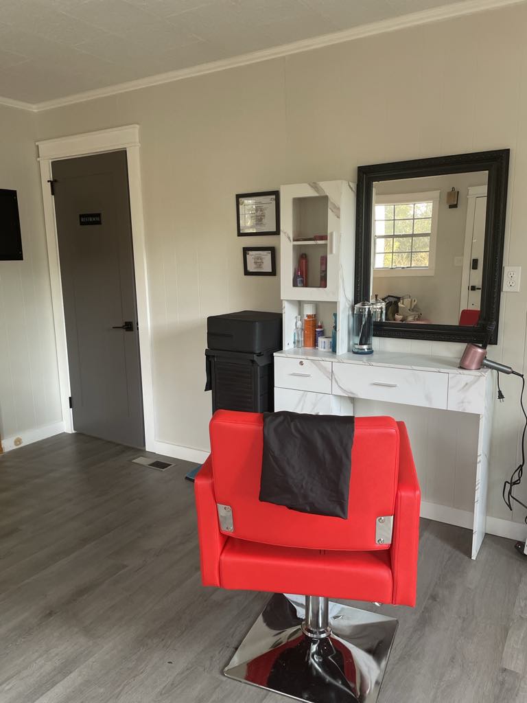Red Daisy Hair Studio 8013 Woodville Hwy, Tallahassee Florida 32305