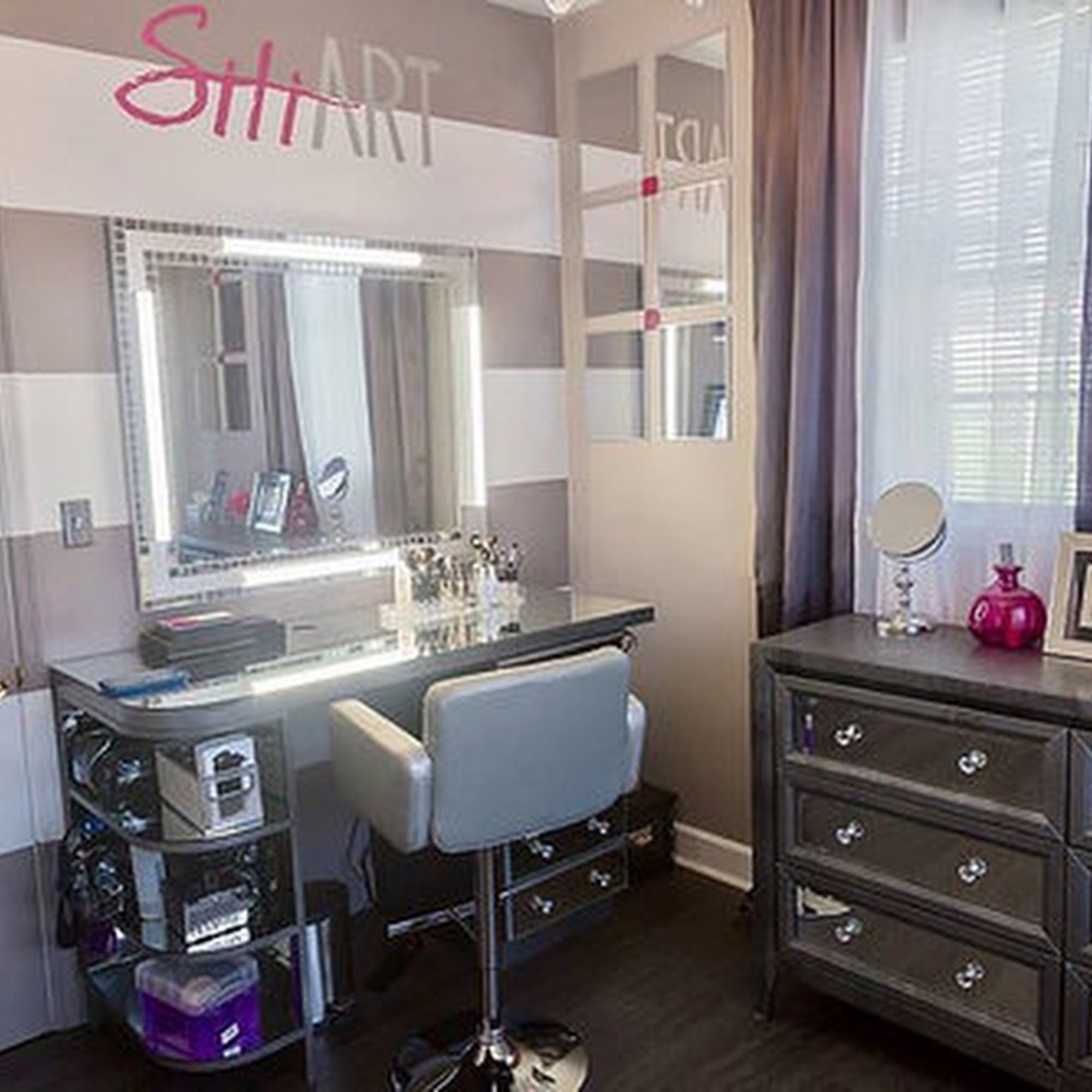 SitiART Beauty Studio 2800 S Adams St, Tallahassee Florida 32301