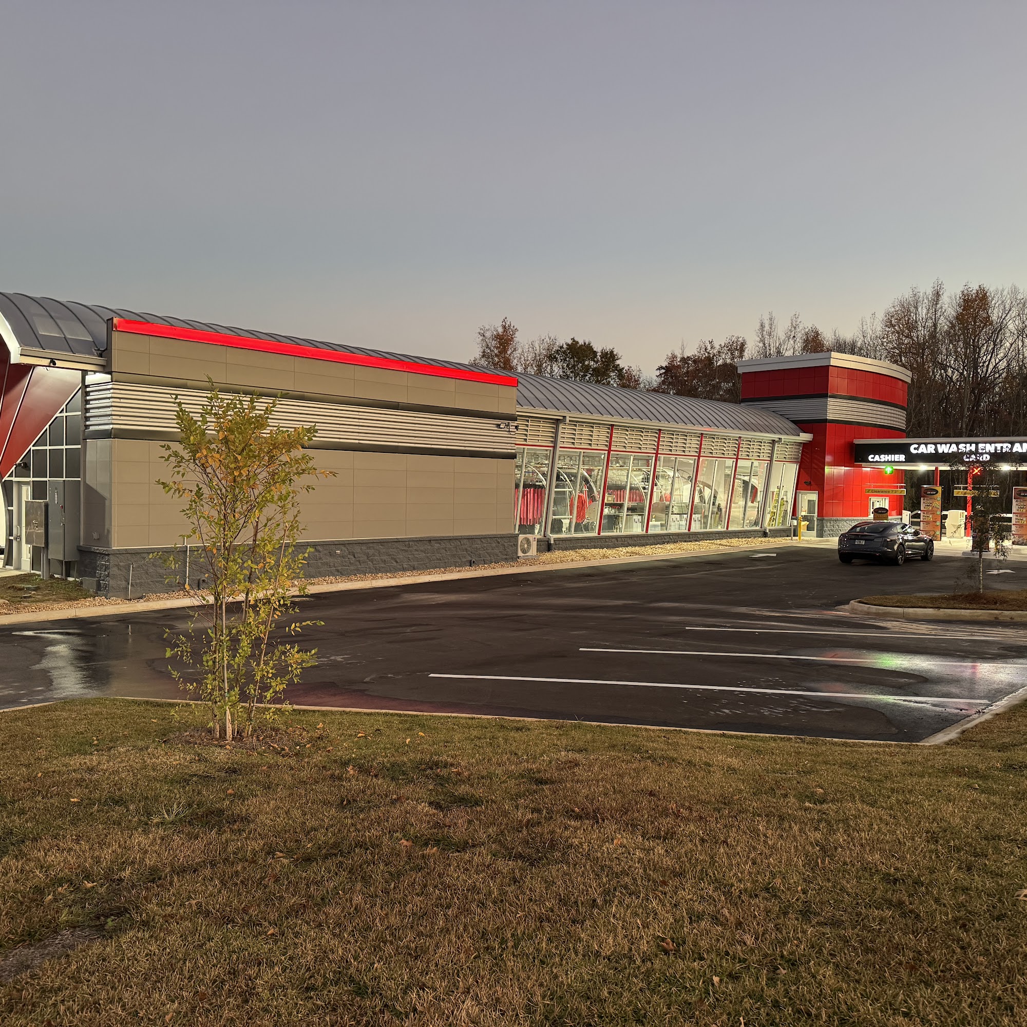 Red Rapid Car Wash