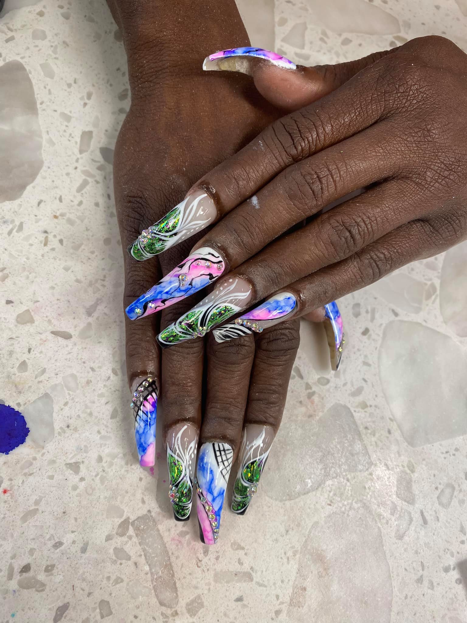 KJ Nails & Spa
