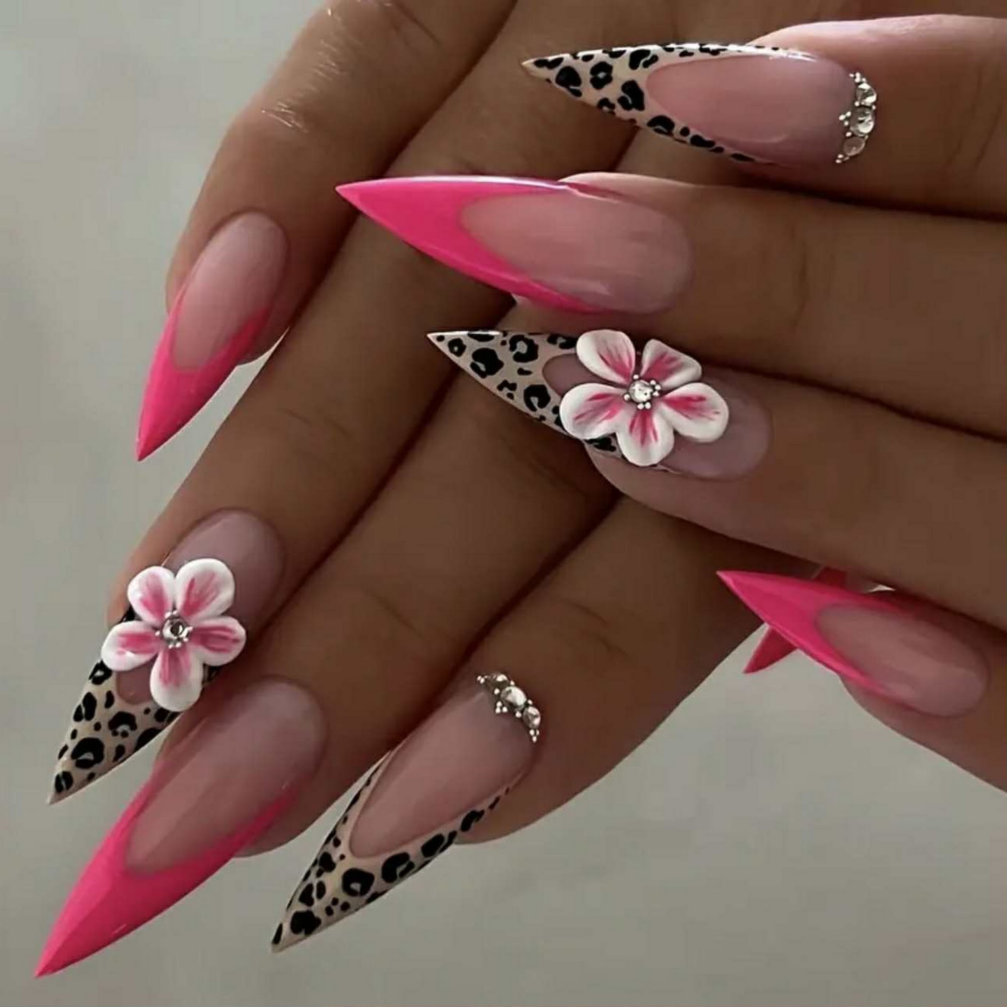 Rose Nail & Spa 4717 Normandy Dr, Tampa Florida 33615