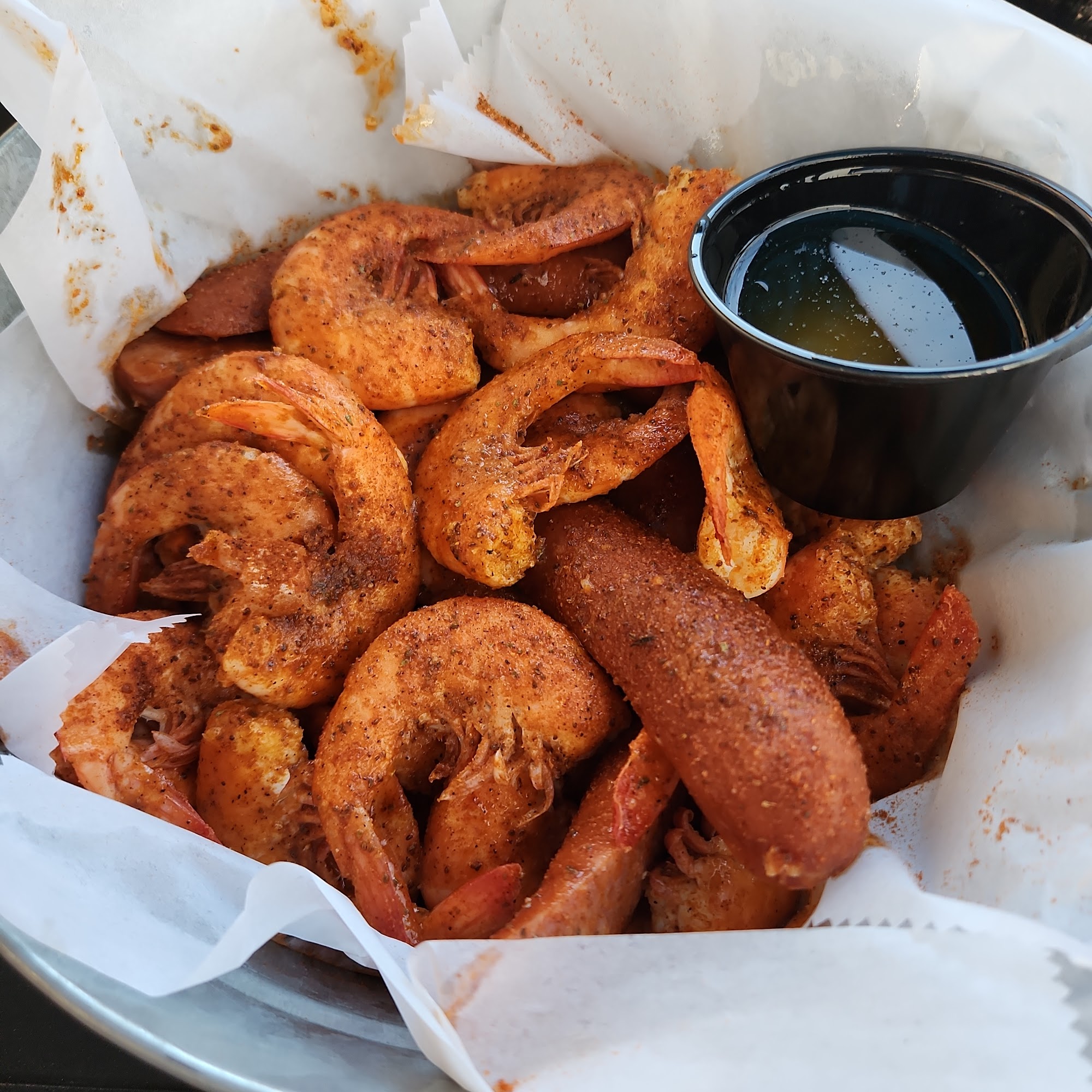 Tiki West Raw Bar and Grill Tavares