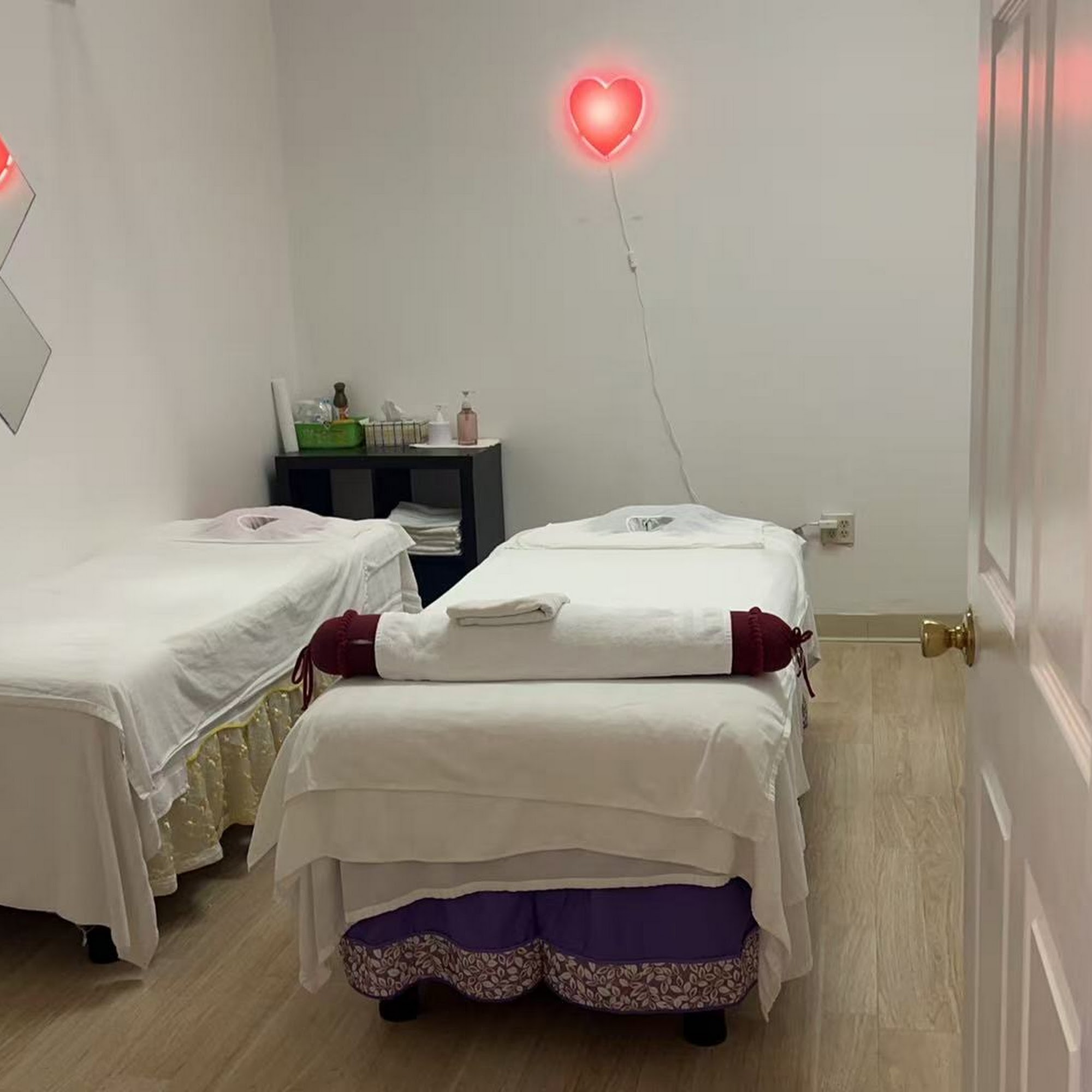 Oriental Pearl Spa Massage