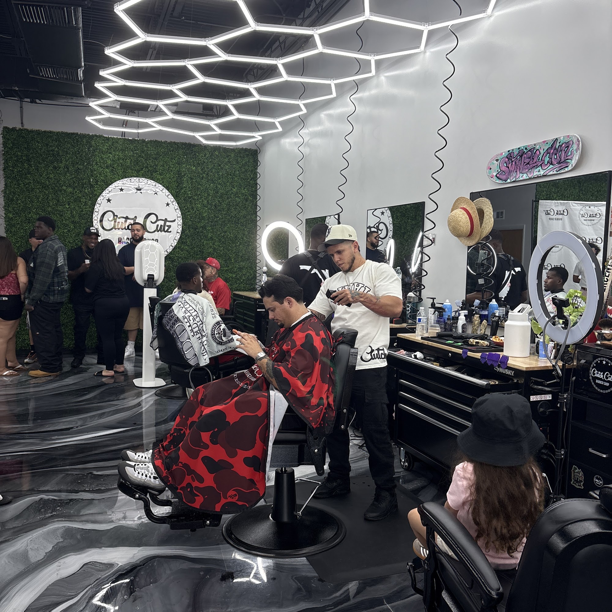 Clutch Cutz Barbershop 3 5405 E Fowler Ave, Temple Terrace Florida 33617