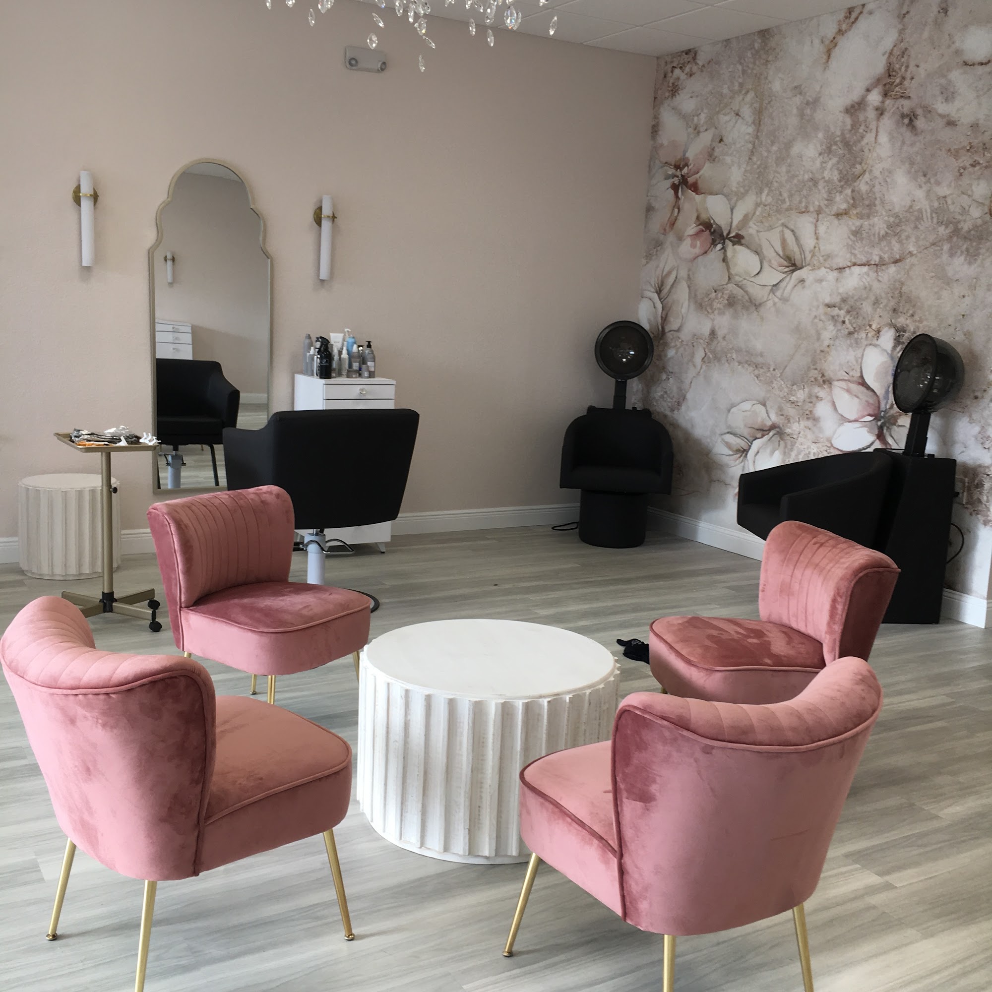 Alexandria Lea’s Salon