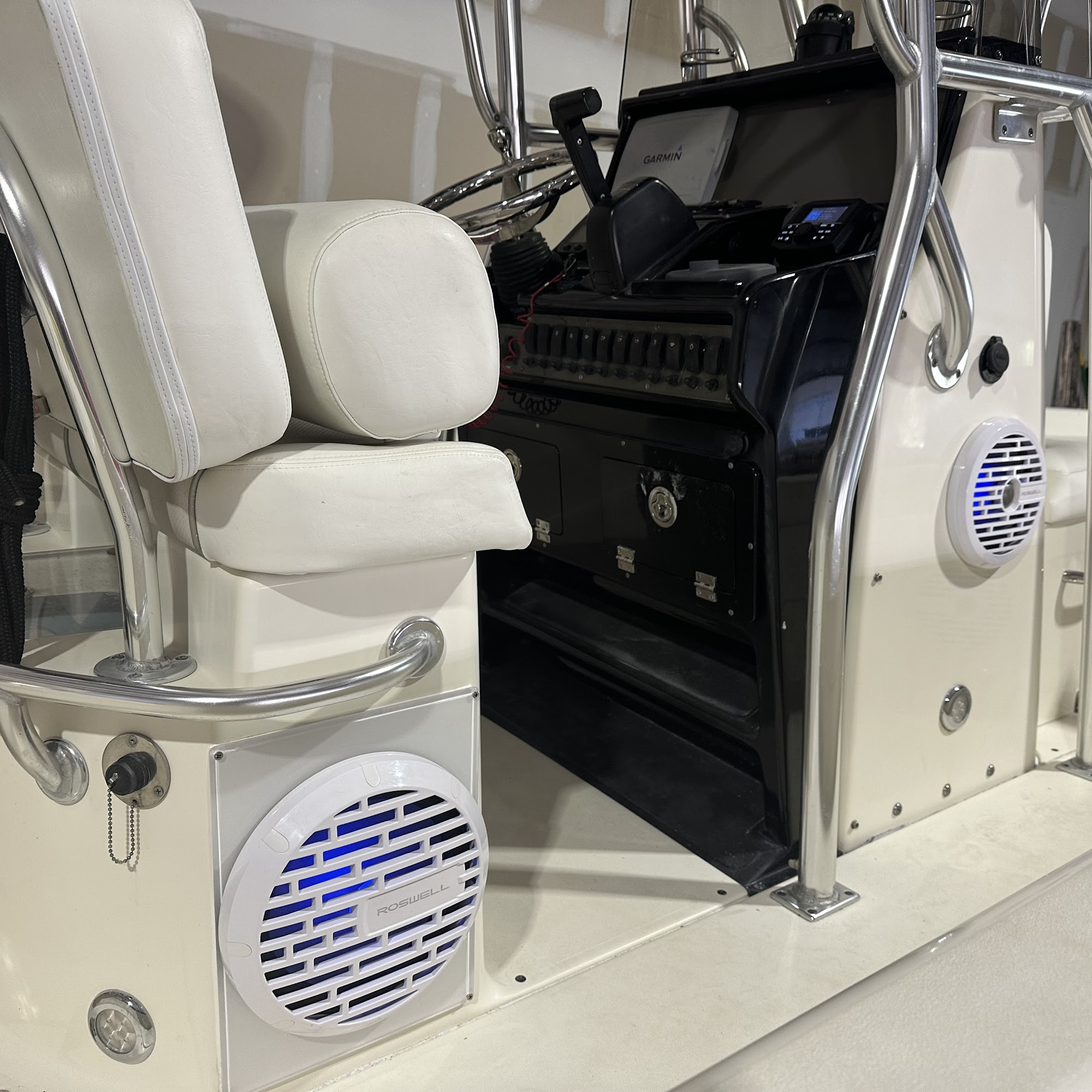 Vision Marine Kustomz Umatilla