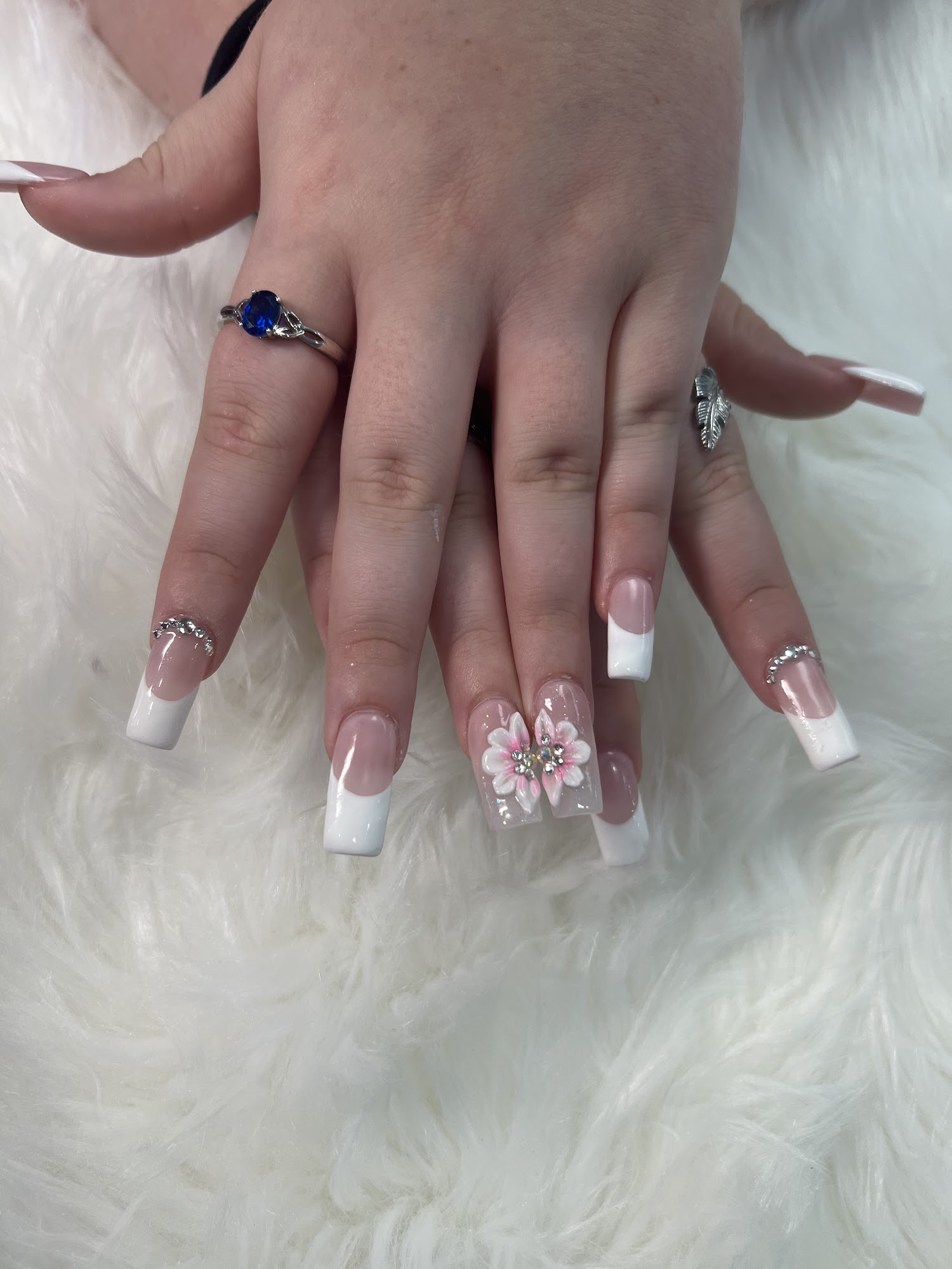 Gloss Nail Studio 99 Royal Palm Pointe, Vero Beach, FL 32960