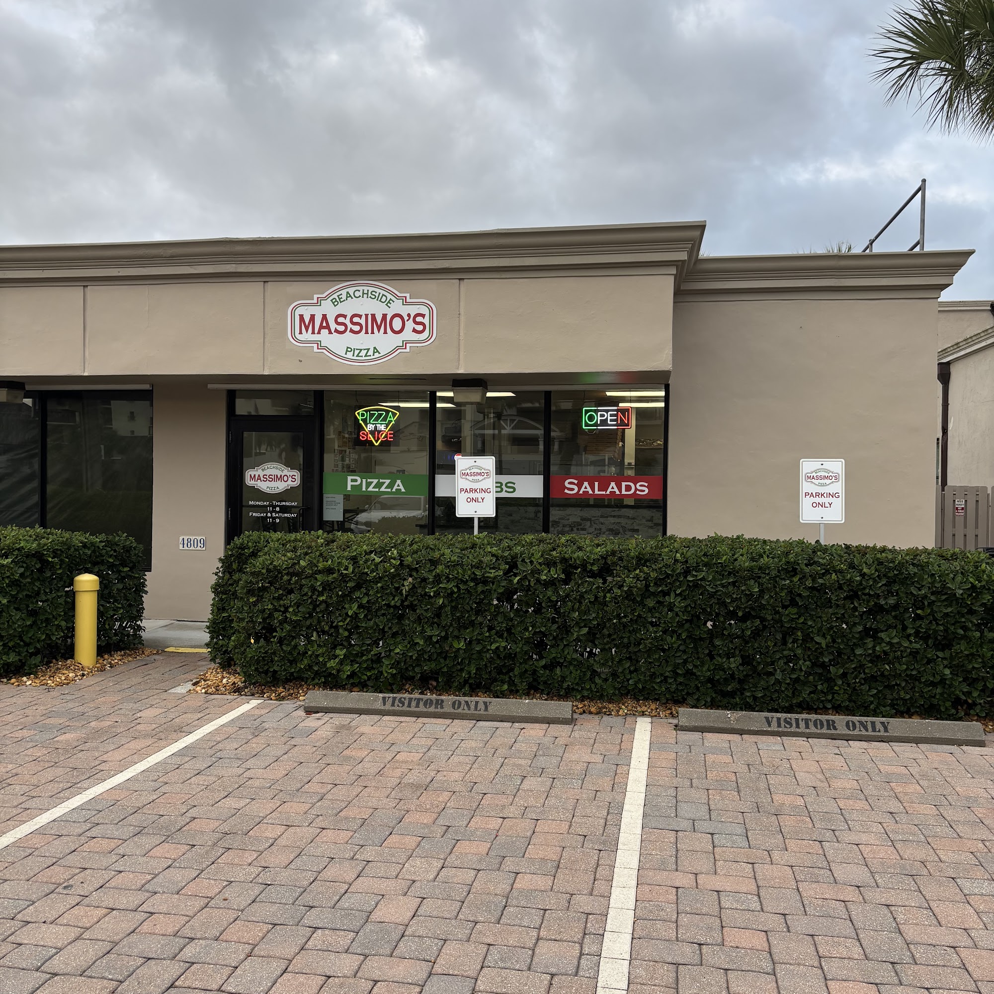 Massimo’s Beachside Pizza Vero Beach