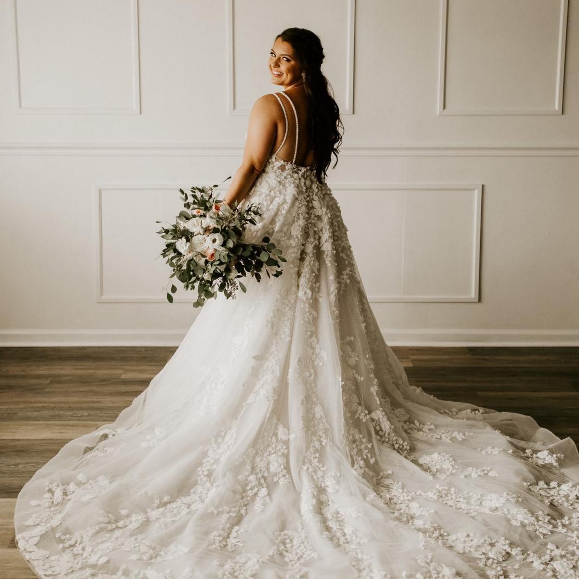 Marina's Fashion & Alterations 2156 US-1, Vero Beach Florida 32960