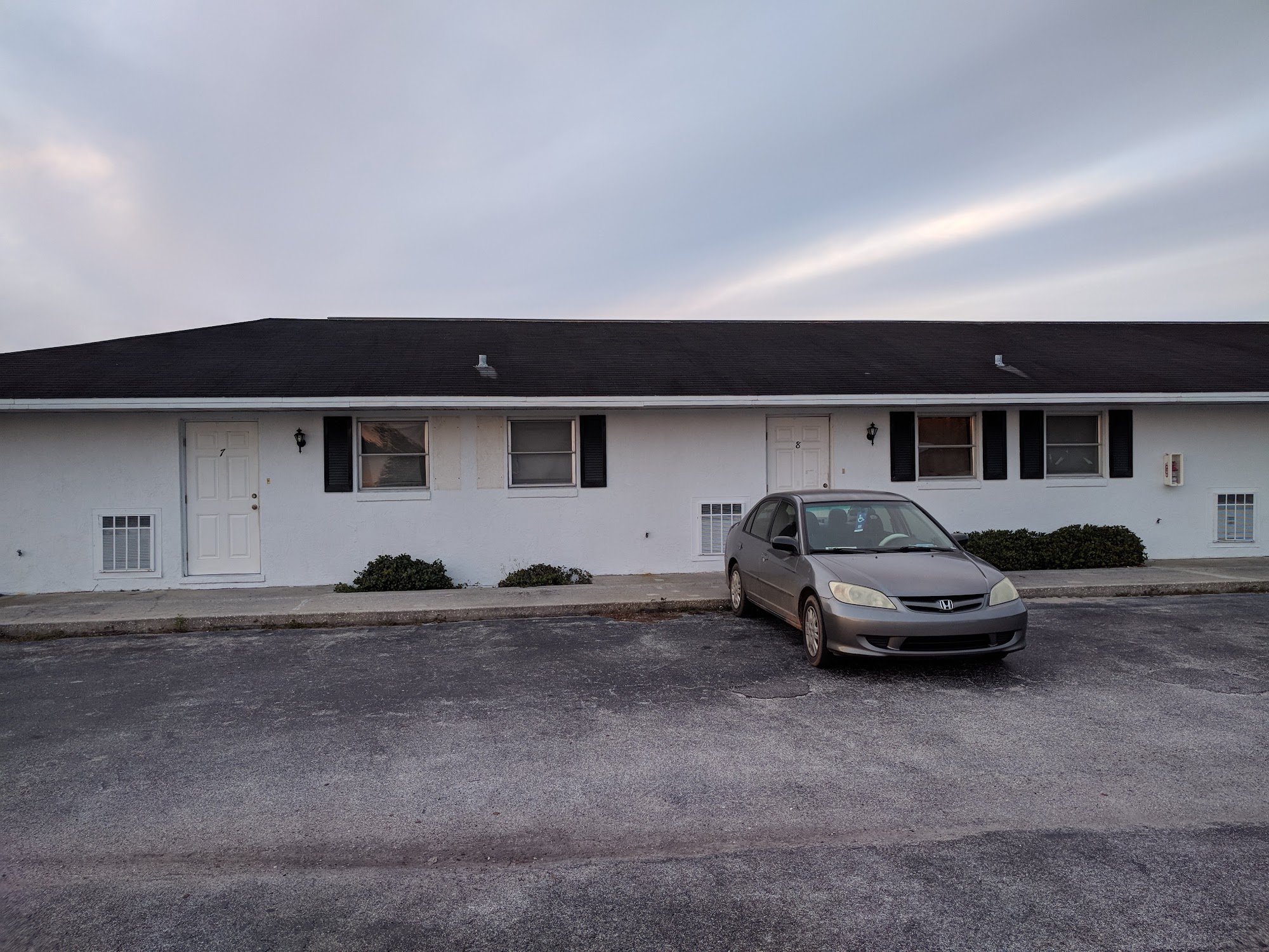 Colonial Arms Motel Wauchula