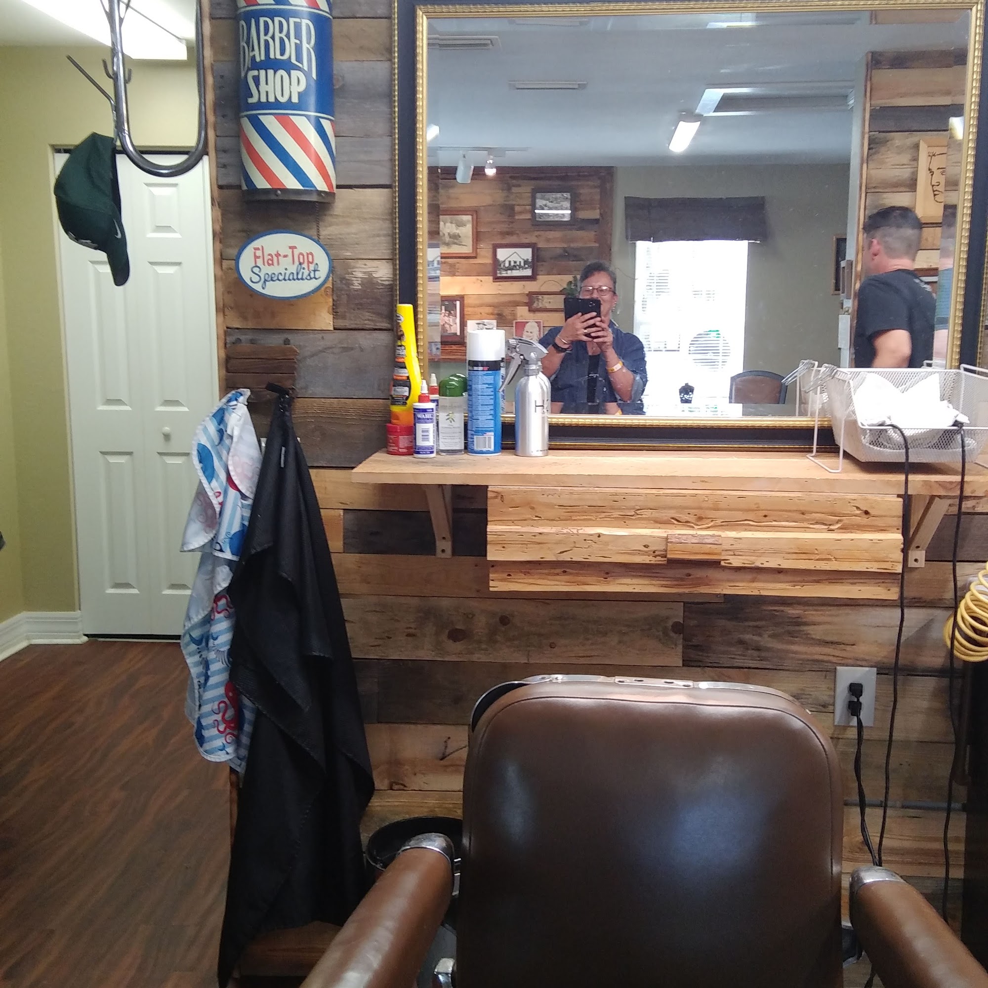 Cracker Trail Barber Shop 1102 S 6th Ave, Wauchula Florida 33873