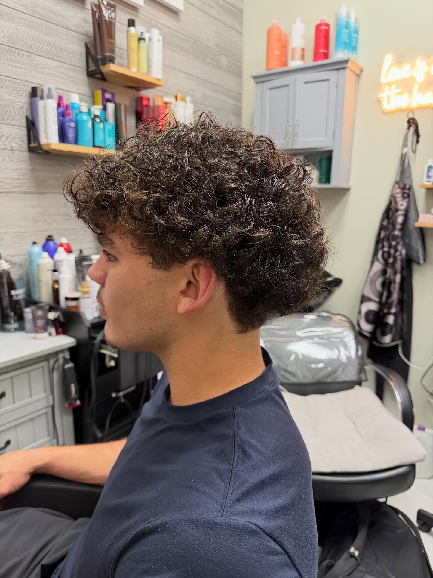 Hair By Mary studio 100 10670 Forest Hill Blvd # 100, Wellington, FL 33414