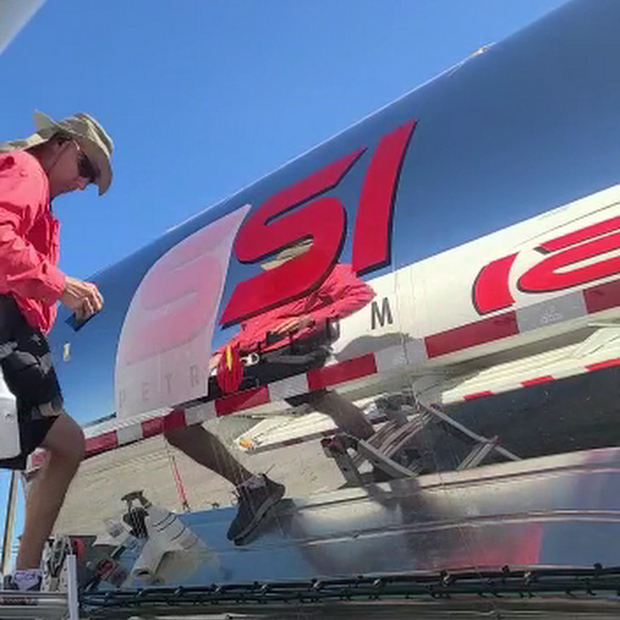 MONTANA SIGNS AND GRAPHICS INC Wellington