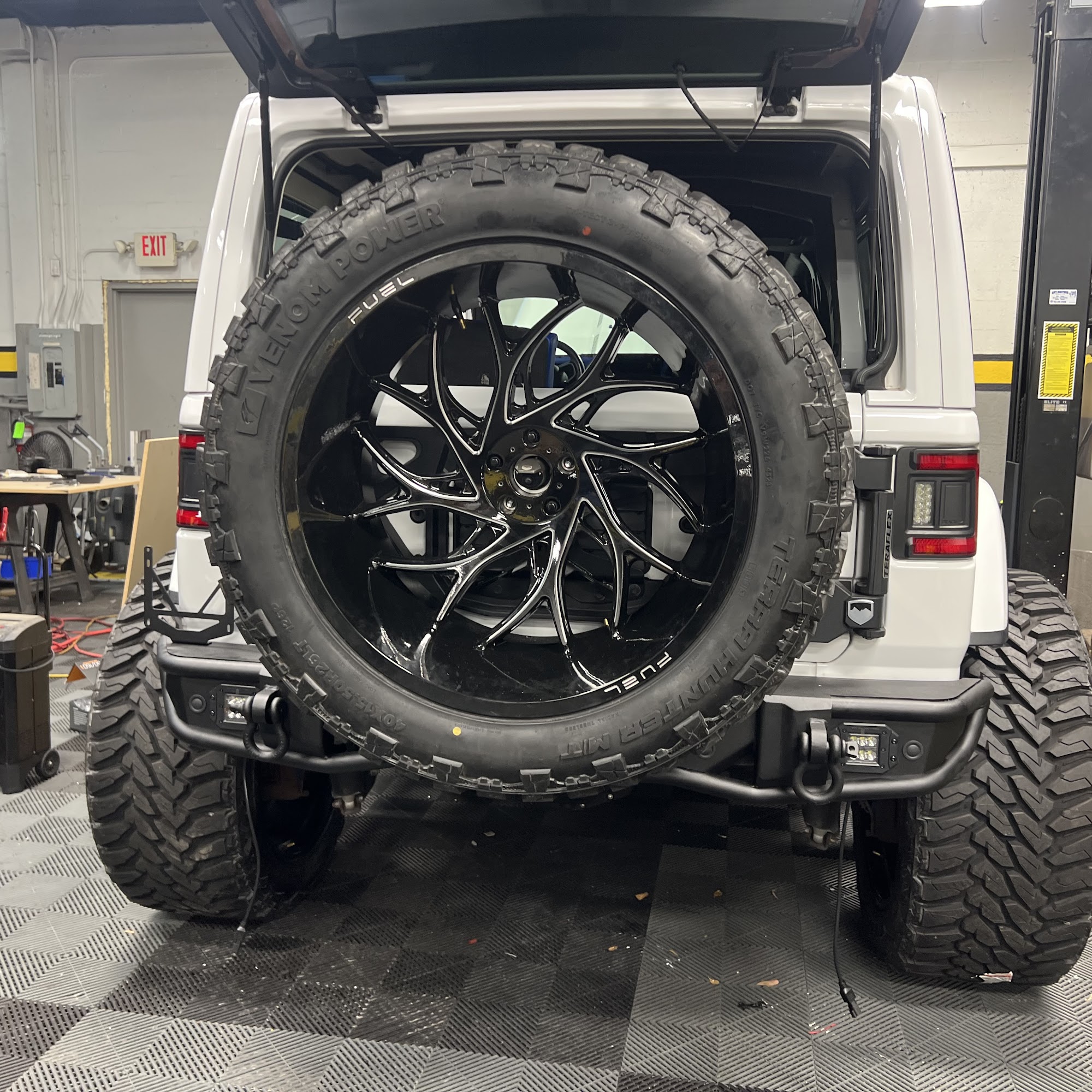 Fast Tires & Wheels FL