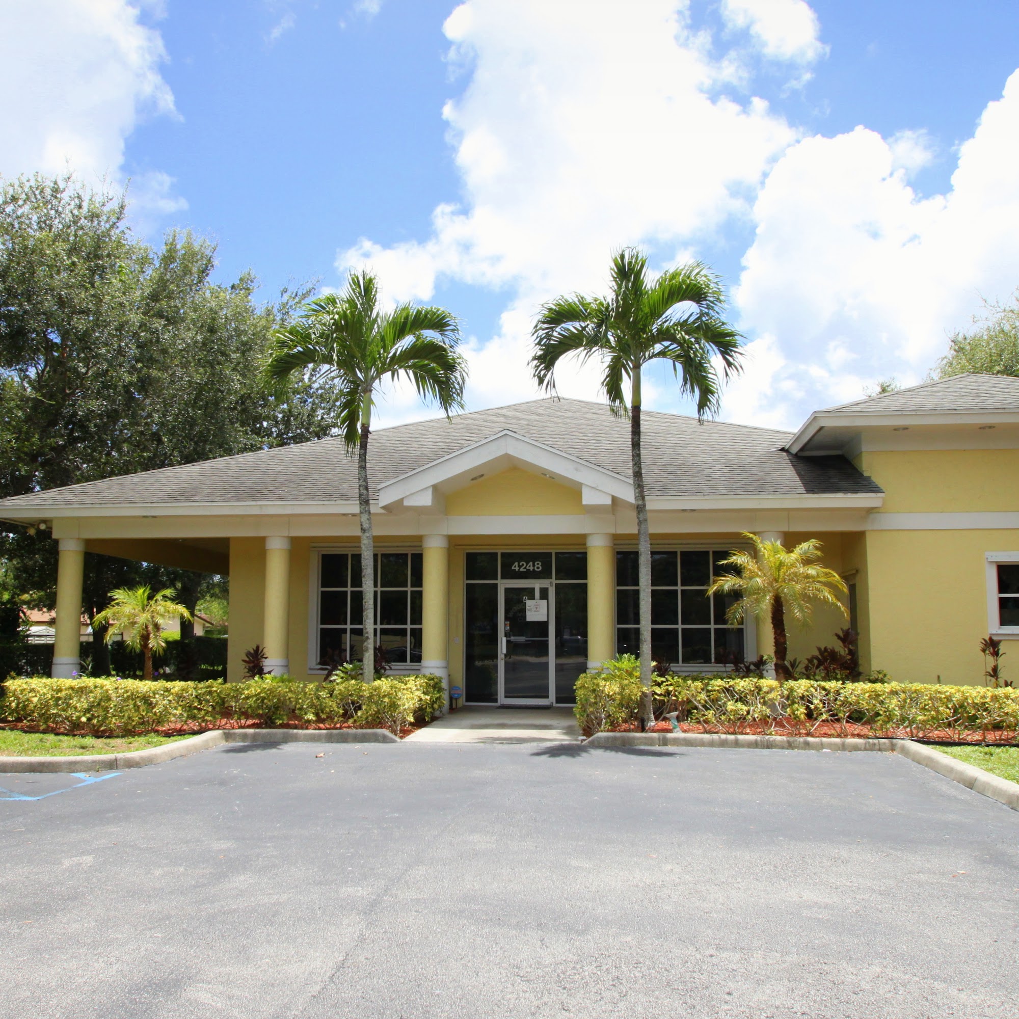 Woodhaven Animal Clinic West Palm Beach