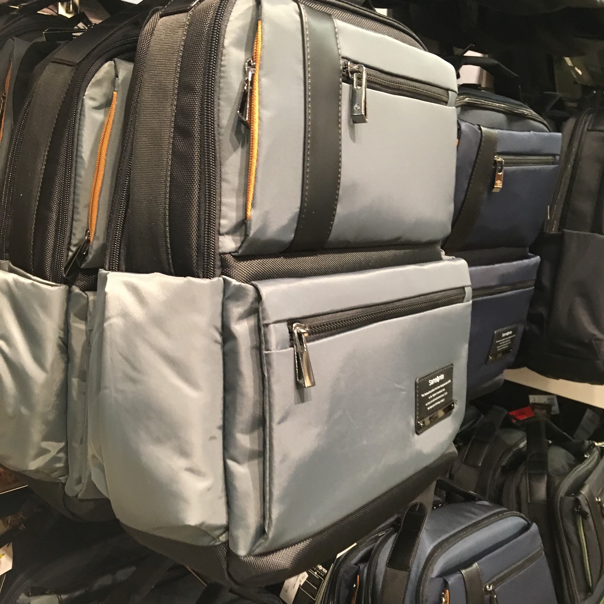 Samsonite Company Store - Tanger Outlets Palm Beach West Palm Beach