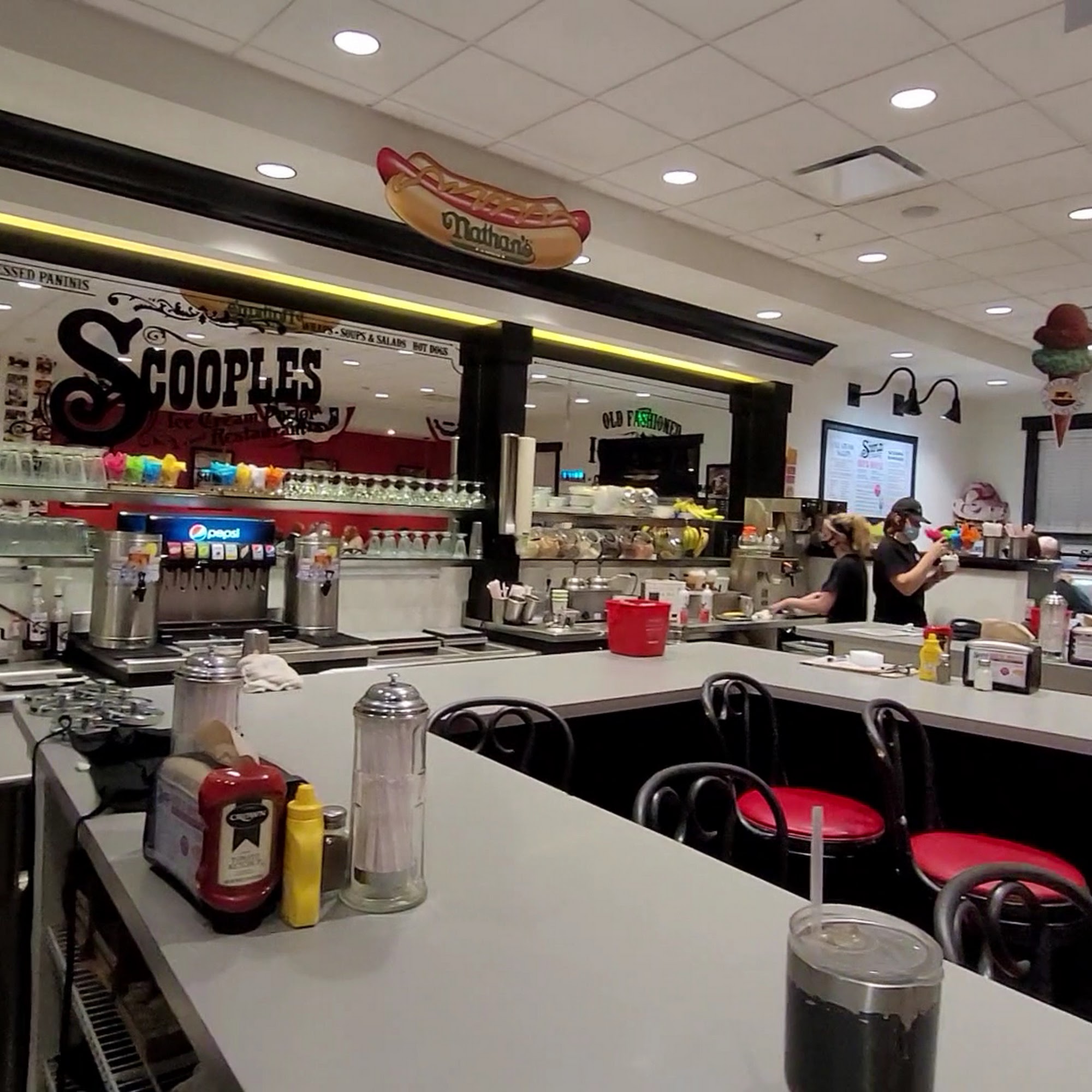 Scooples Icecream Parlor and Restaurant Wildwood
