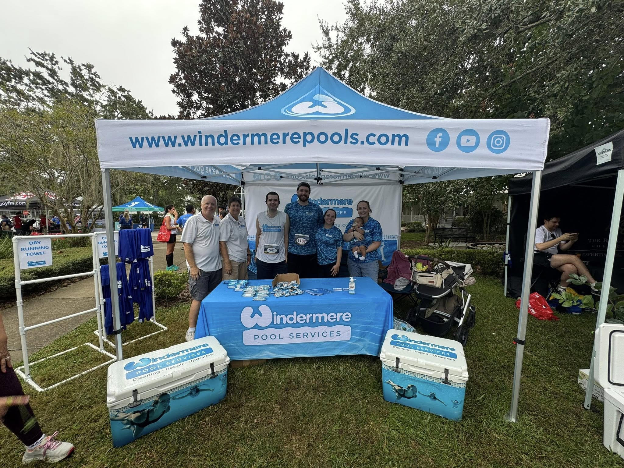 Pool maintenance & services | Emporium 614 Corp 12734 Salomon Cove Dr, Windermere Florida 34786