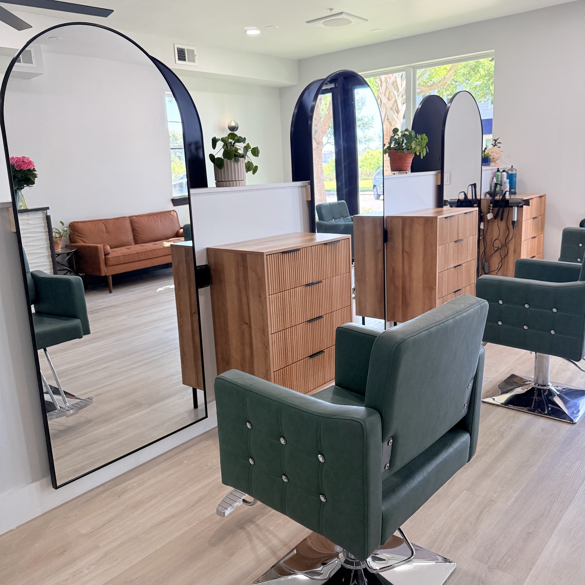 Hive Hair Studio