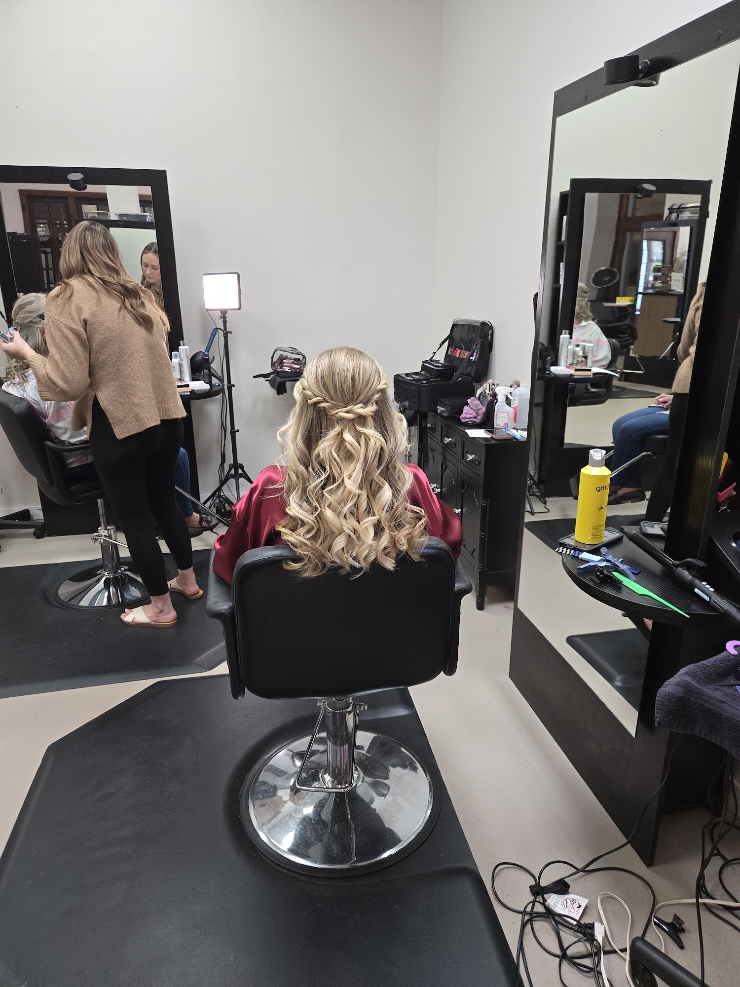 The Beautique Room 369 3rd St NW, Winter Haven Florida 33881