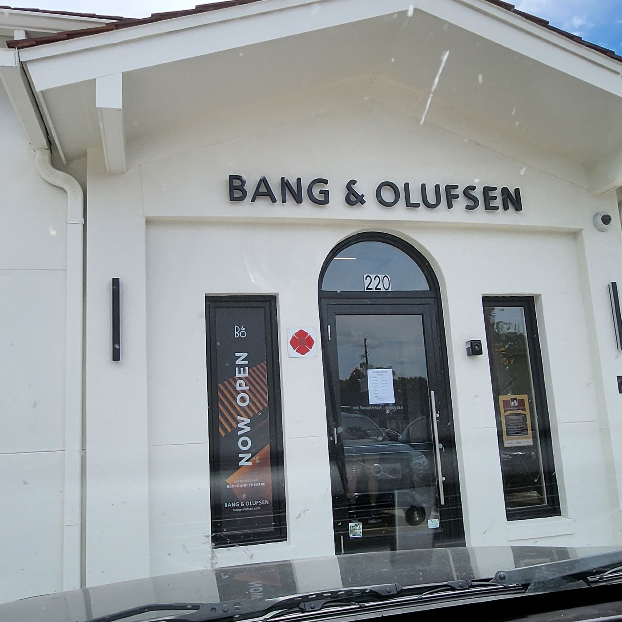 Bang & Olufsen